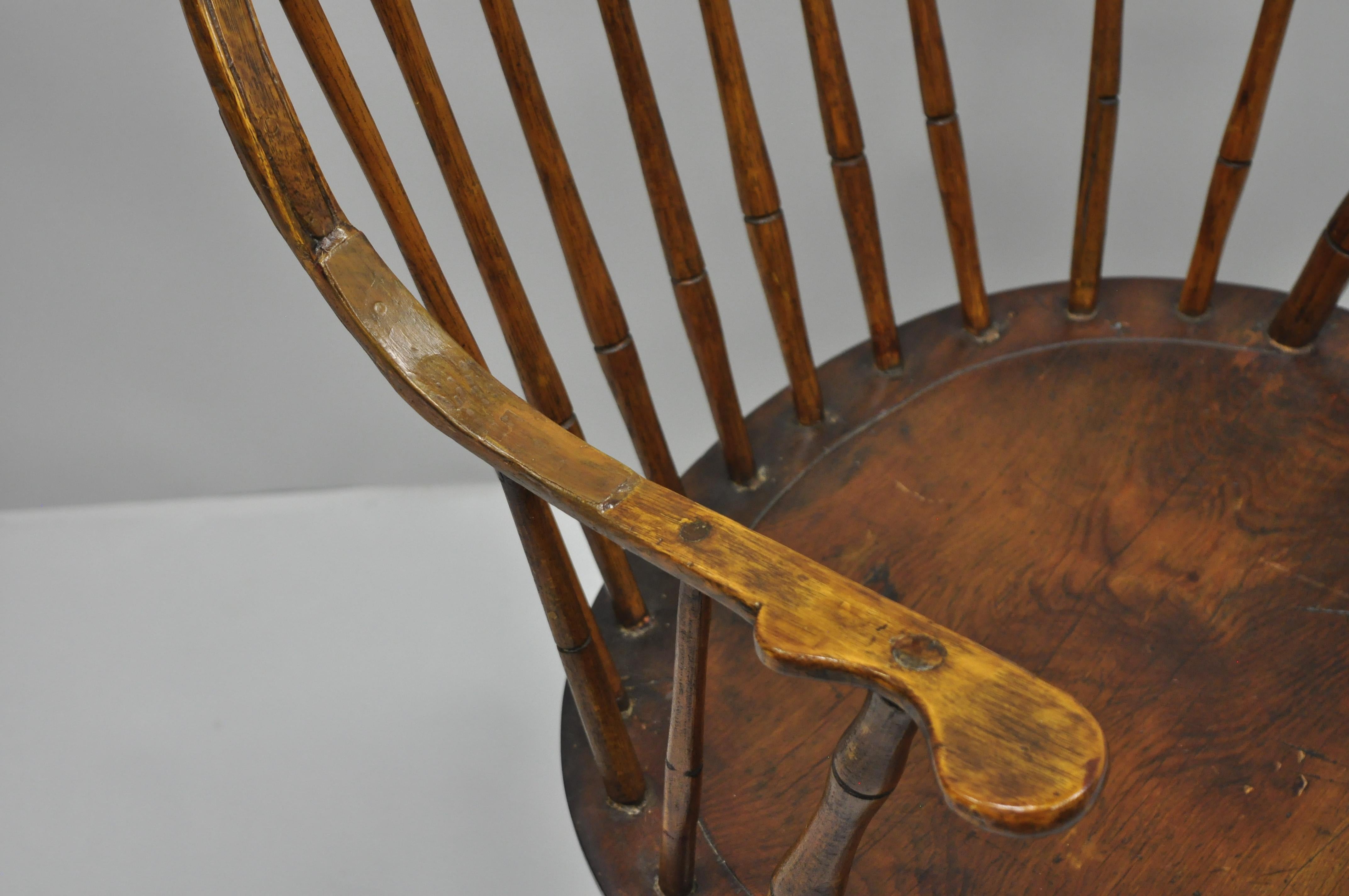 Antique Bow Back Windsor Oak and Pine Wood Rocking Chair Colonial Rocker 2