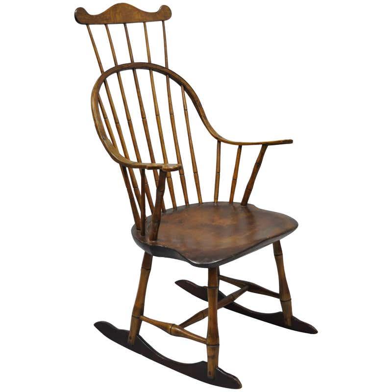 Antique Bow Back Windsor Oak and Pine Wood Rocking Chair Colonial