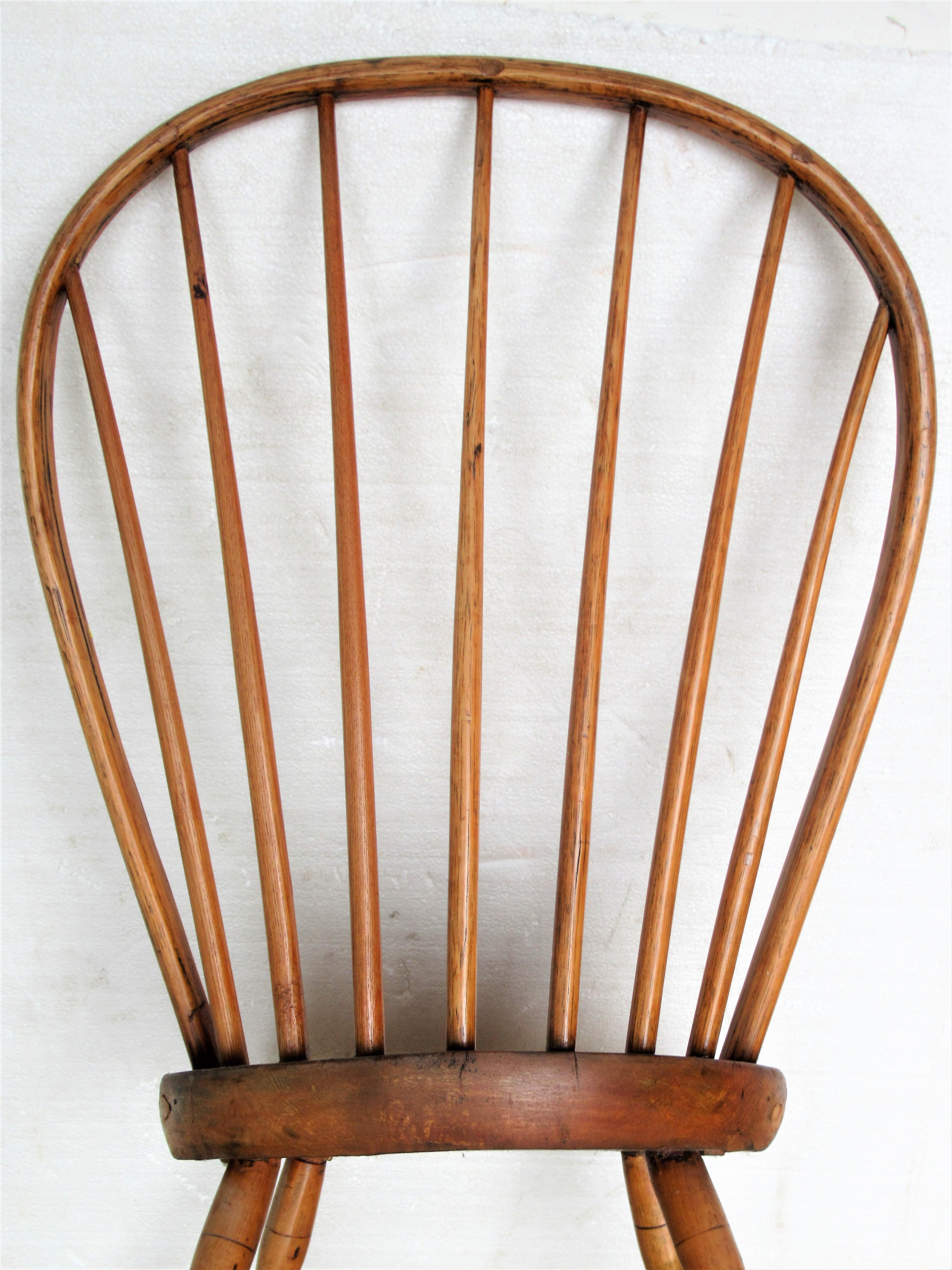 Antique Bow-Back Windsor Chair 1