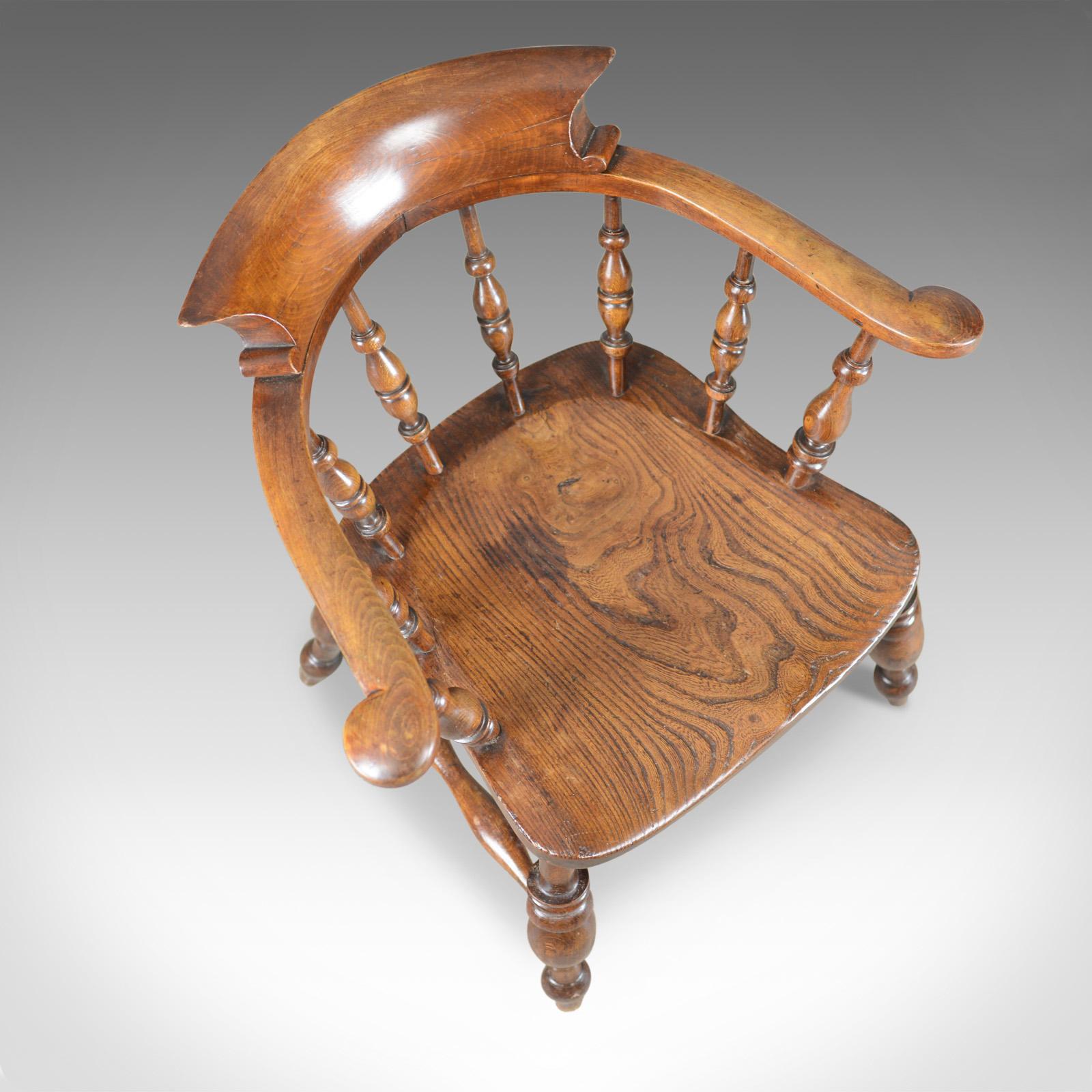 Antiker Bow Chair:: Smokers Captains Englisch Viktorianisch Ulme Windsor:: um 1870 (19. Jahrhundert) im Angebot