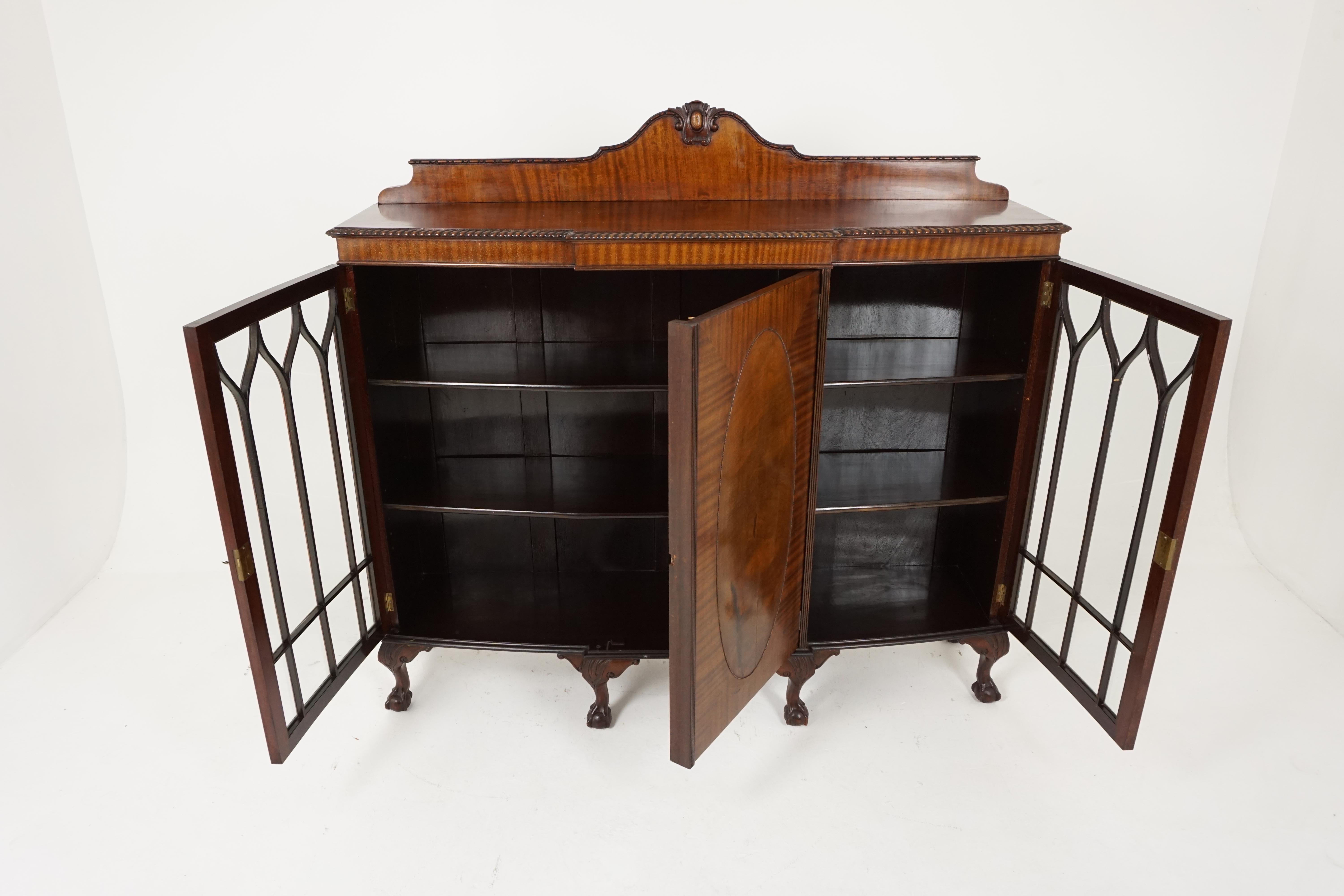 Antique bow front bookcase, walnut display cabinet, Antique Furniture, Scotland 1910, B1934

Scotland 1910
Solid Walnut and Veneer
Original Finish
Carved gallery at the back
Solid walnut top with carved edge detail
Underneath a center