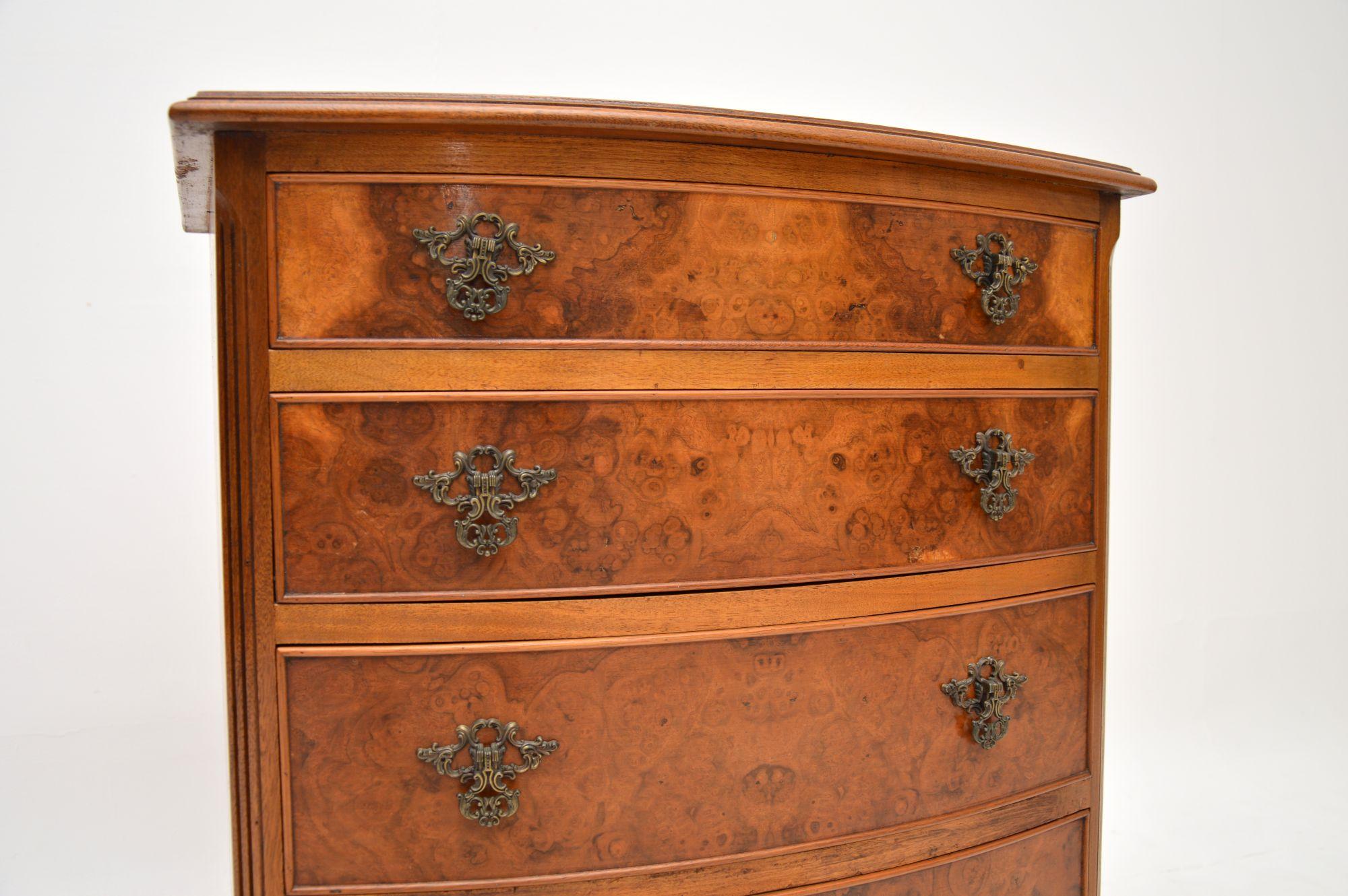 Antique Bow Front Chest of Drawers in Burr Walnut 1