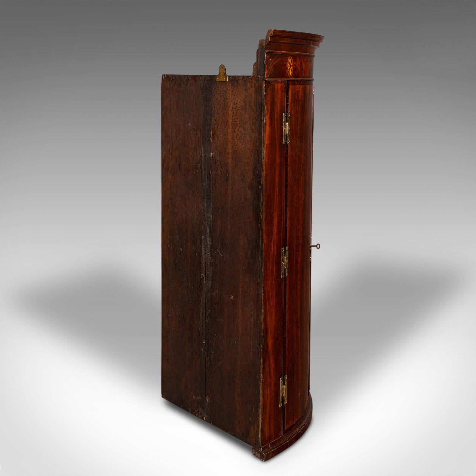 Antique Bow Front Corner Cabinet, English, Wall Cupboard, Georgian, Circa 1780 In Good Condition For Sale In Hele, Devon, GB