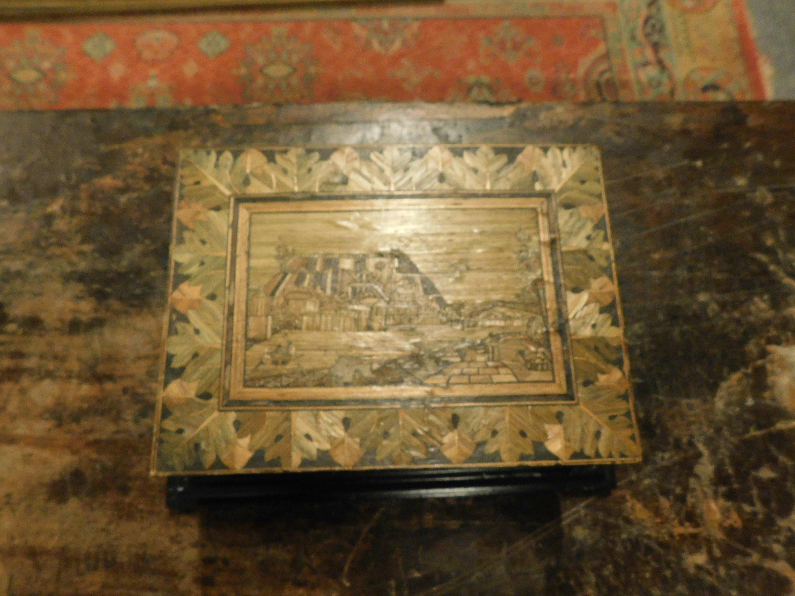 Italian Antique Box in Inlaid Straw Threads, Classic Landscapes on All Sides, '800 Italy For Sale