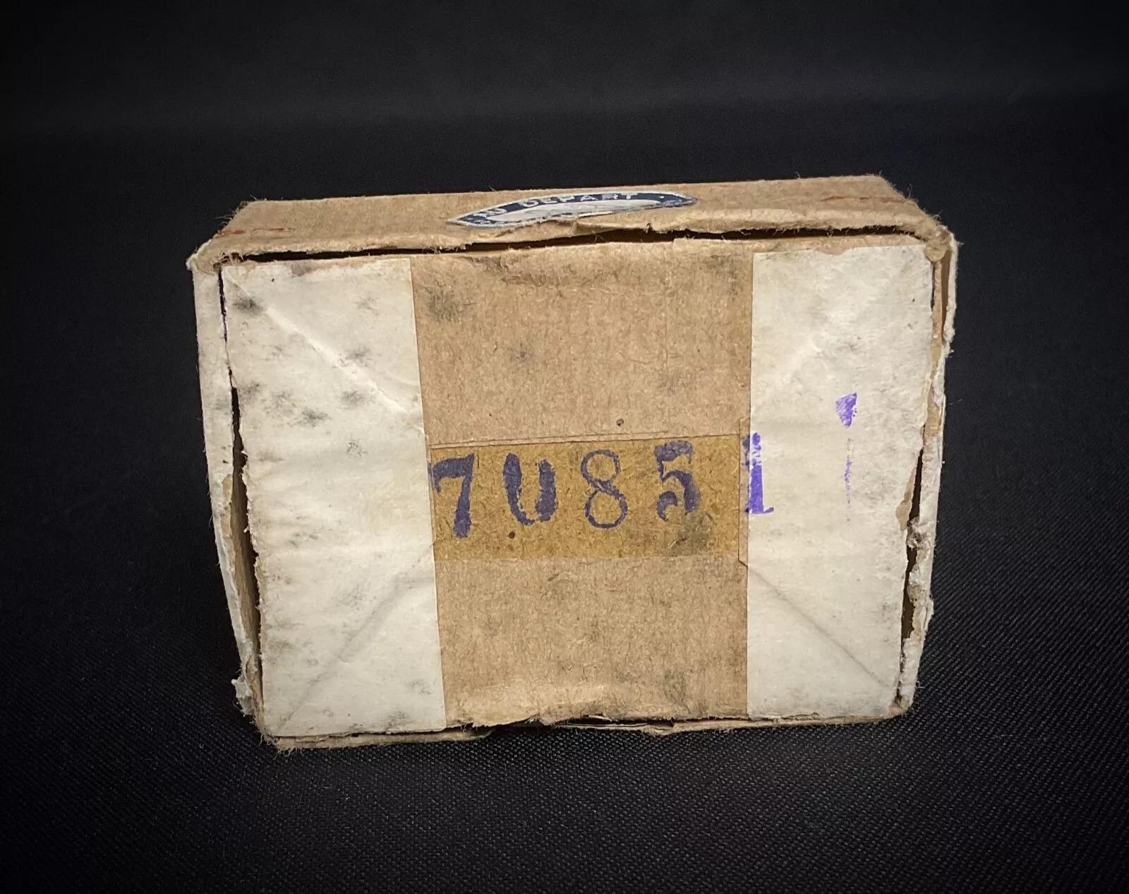 20ième siècle Boîte ancienne de 4 assiettes à photos Guilleminot Anecra - 2Y352 en vente