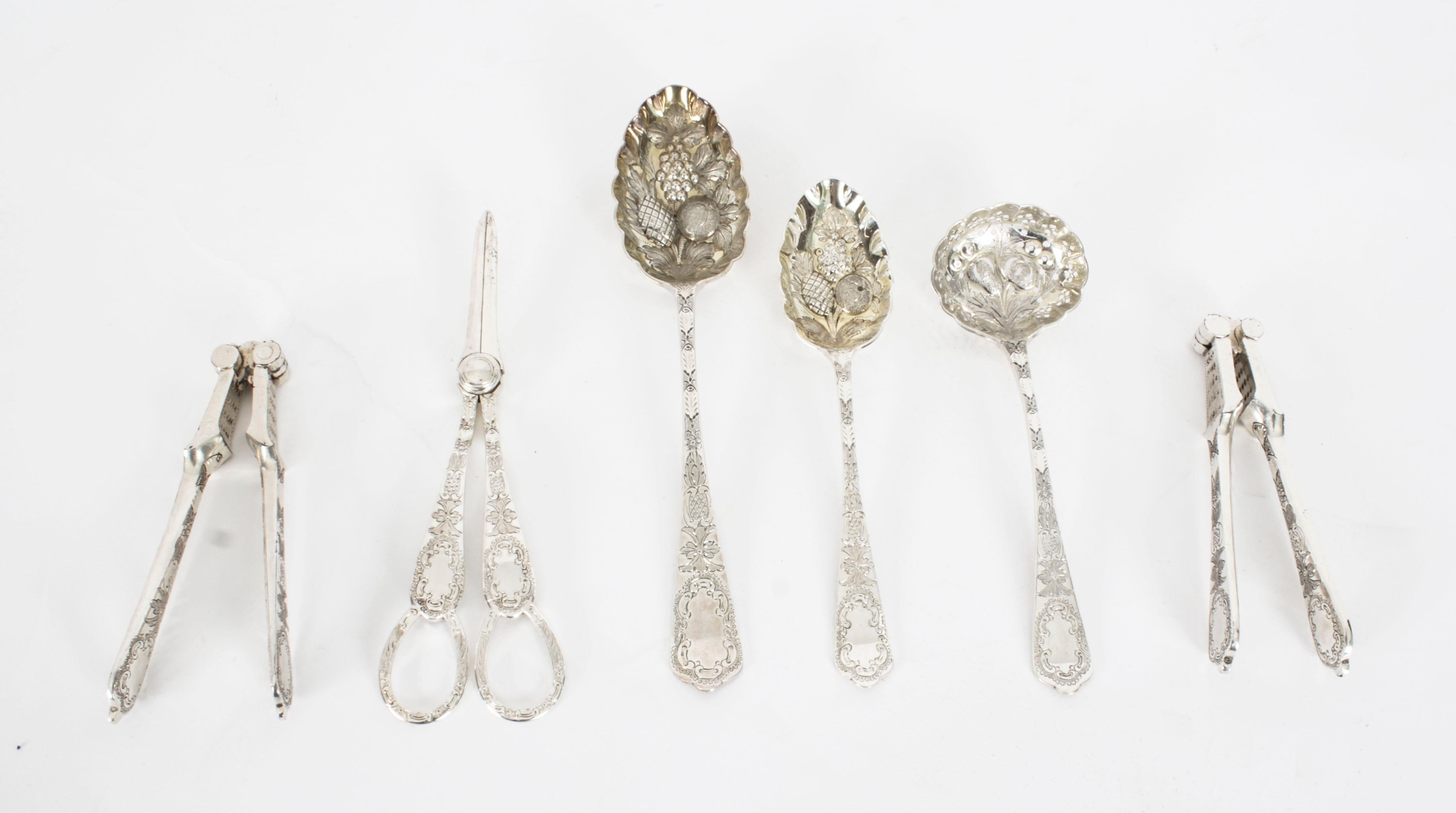 Late 19th Century Antique Boxed Fruit Set Spoons, Nutcrackers, Grape Scissors Hukin & Heath 19th C For Sale