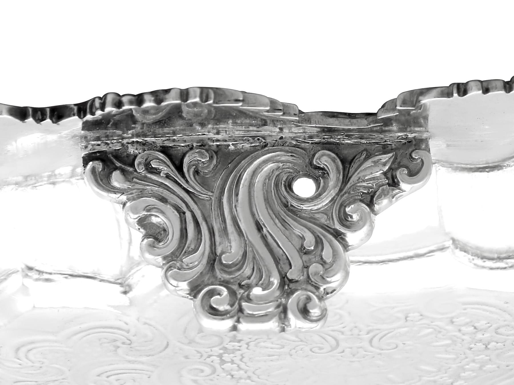 Milieu du XIXe siècle Salière en argent coloniale indienne (1842), ancienne boîte. en vente