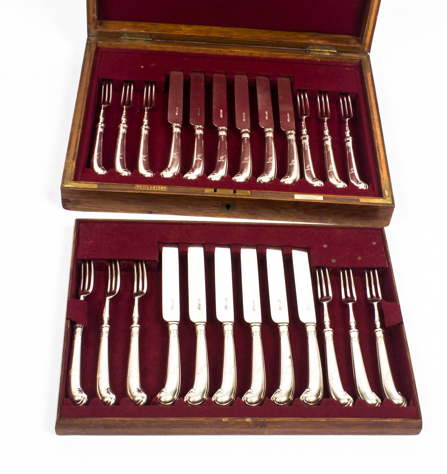English Antique Boxed Set of 12 Pairs Pistol Grip Fruit Forks and Knives, 1905
