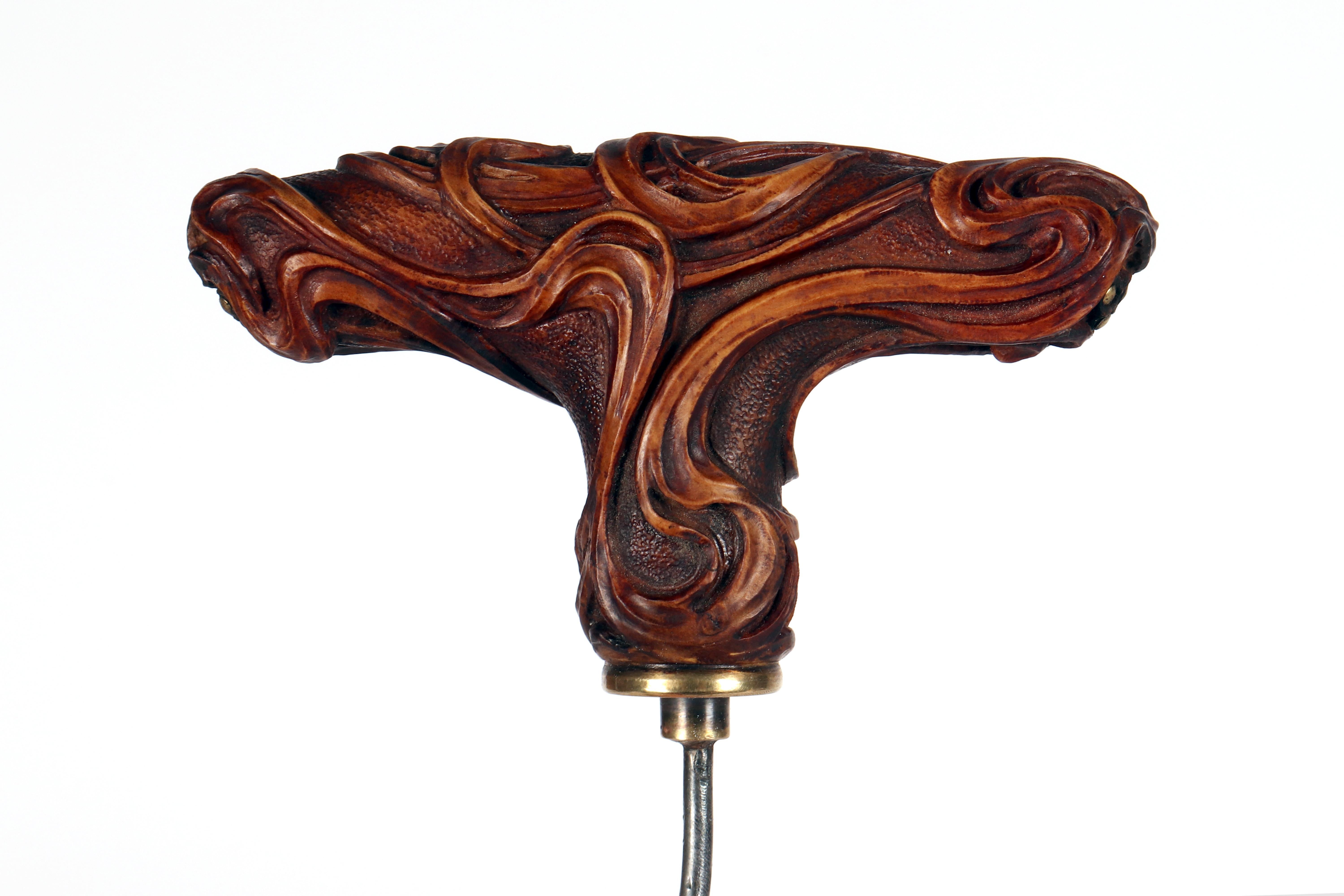 Antique boxwood Art Nouveau corkscrew, France 1900. For Sale 2