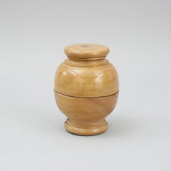 Antique Boxwood Tennis Ball Cleaner