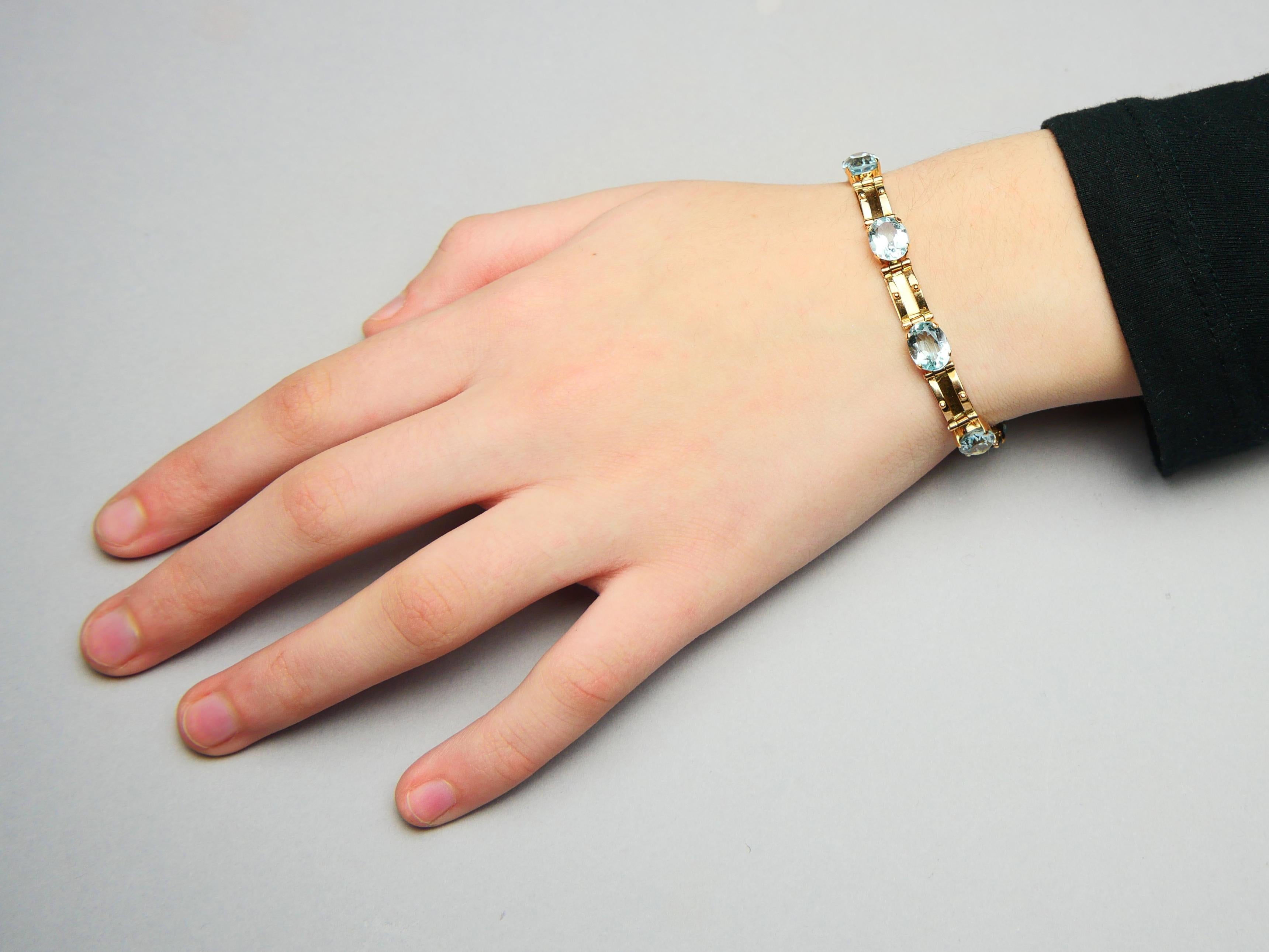 Women's Antique Bracelet 16 ct. natural Aquamarine solid 18K Gold /18 cm / 13.5 gr For Sale
