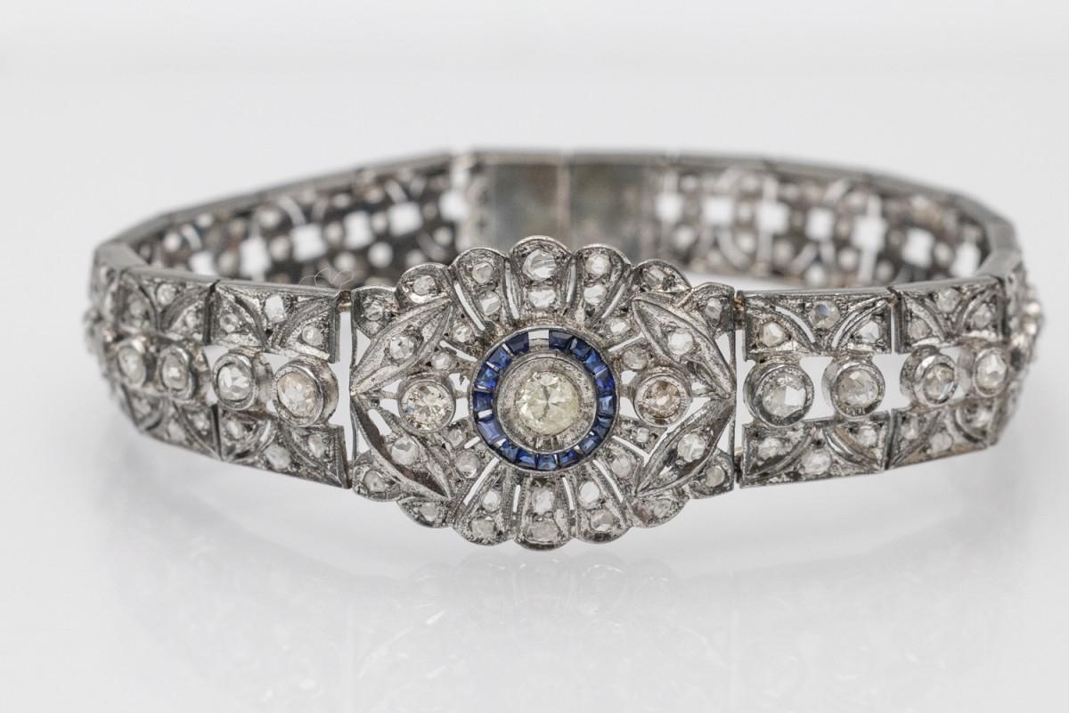 Antique bracelet from the Art Déco period, richly set with diamonds en venta