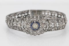 Antiker Armreif aus der Art Déco-Zeit, reich mit Diamanten besetzt