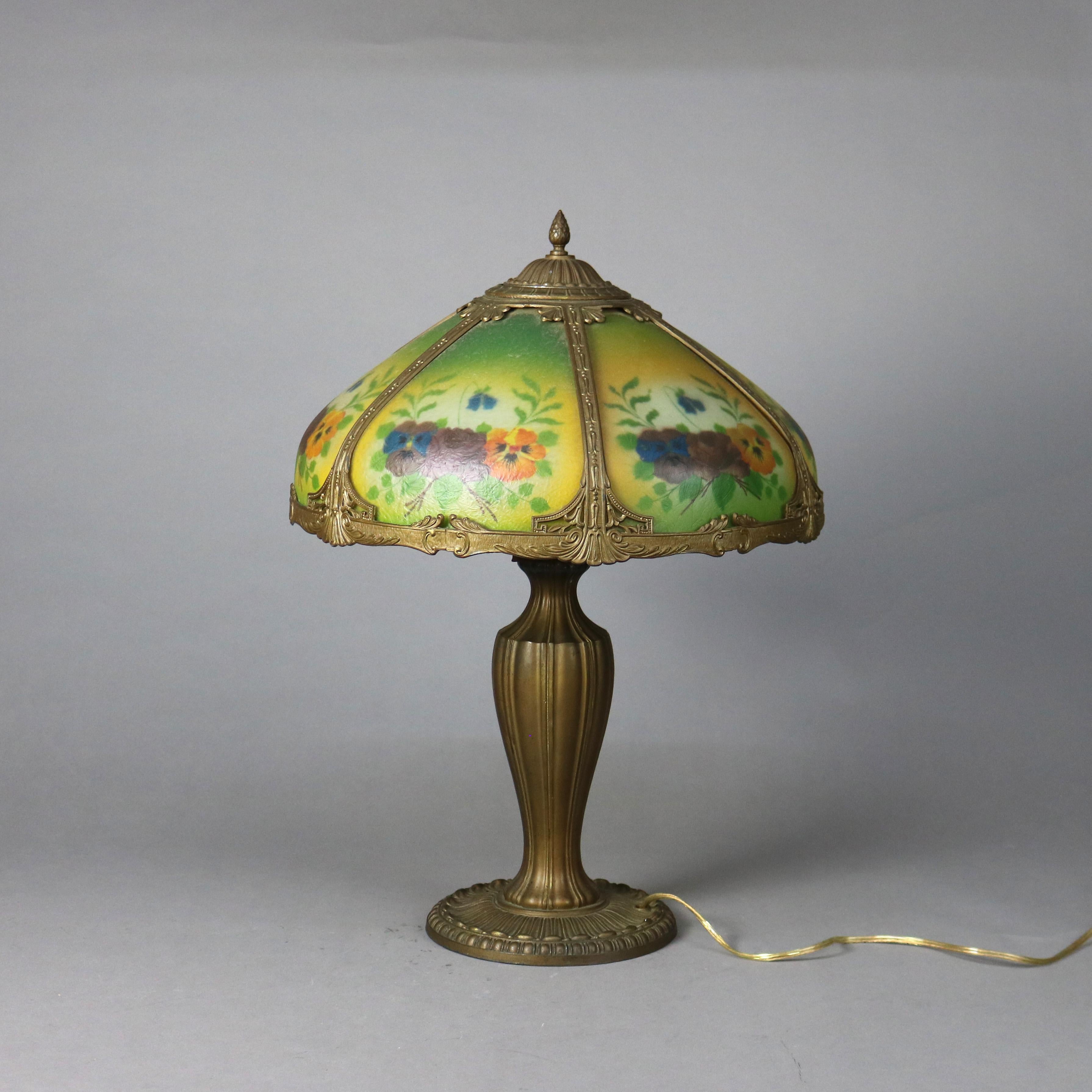 Lampe florale ancienne Bradley & Hubbard Arts and Crafts peinte à l'envers, signée en vente 1