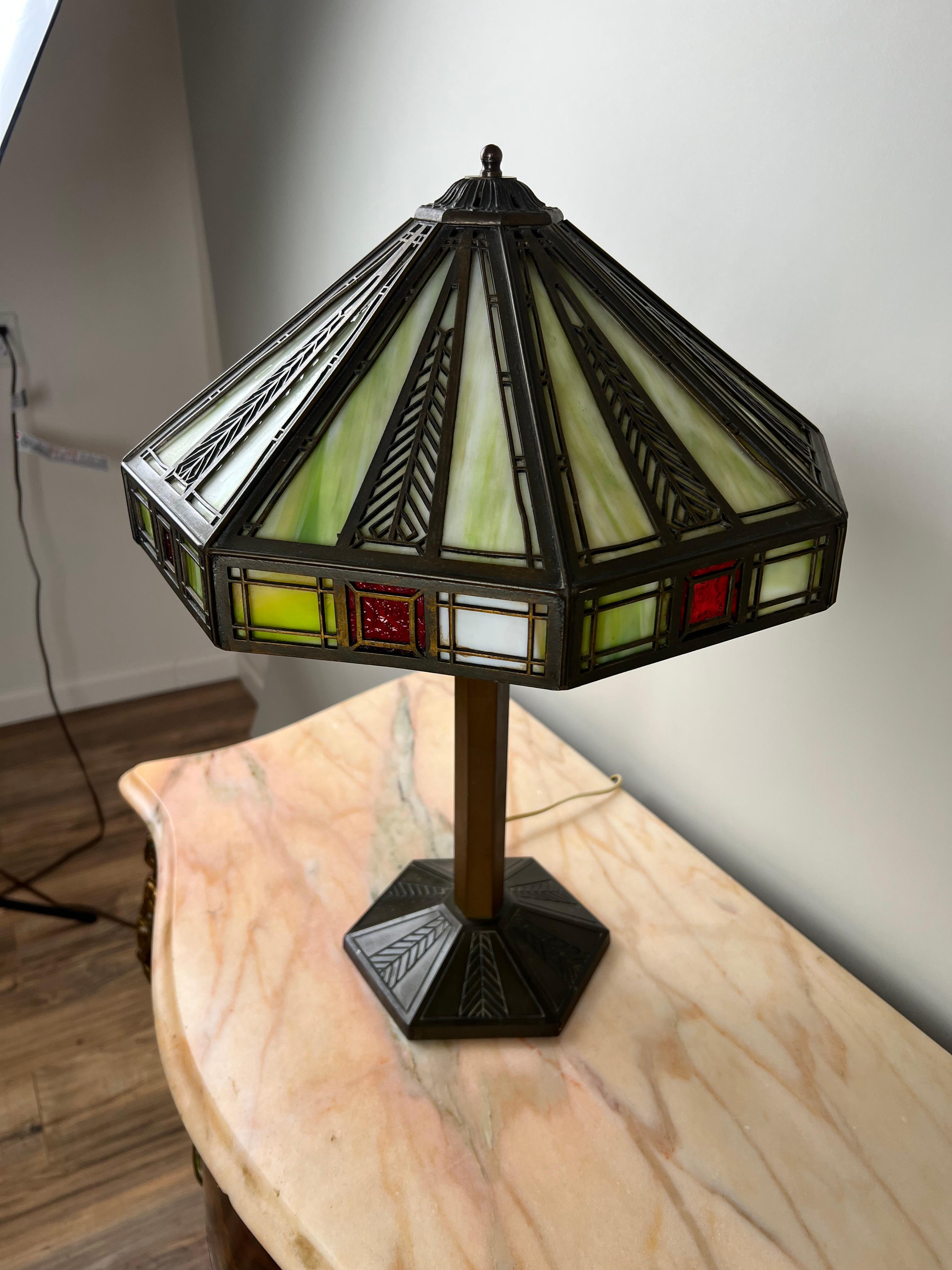 Lampe ancienne Bradley & Hubbard Arts & Crafts Prairie School Slag Glass en vente 3