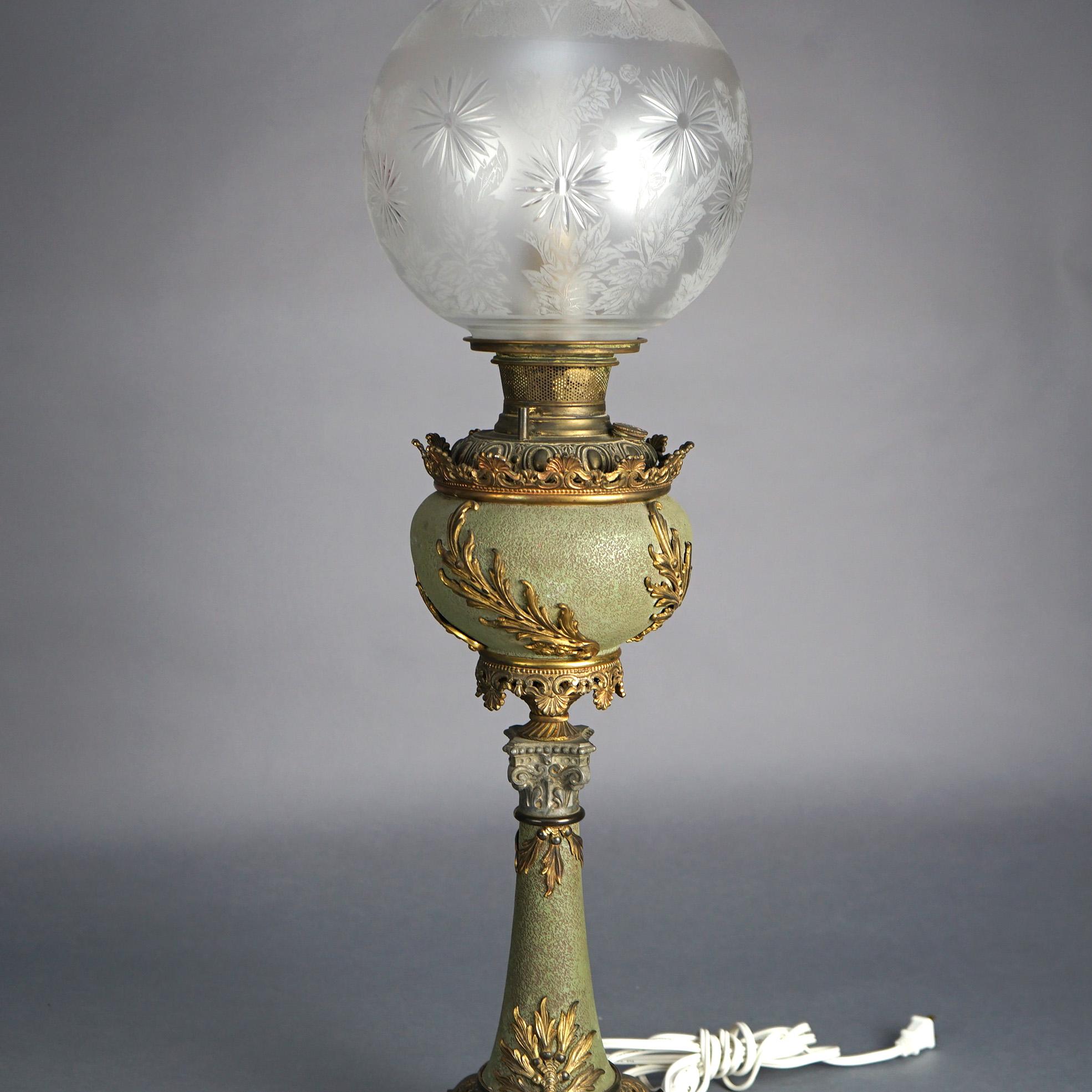 Antike klassische Bradley & Hubbard-Salonlampe aus Messing mit Verdigris-Finish  im Zustand „Gut“ im Angebot in Big Flats, NY