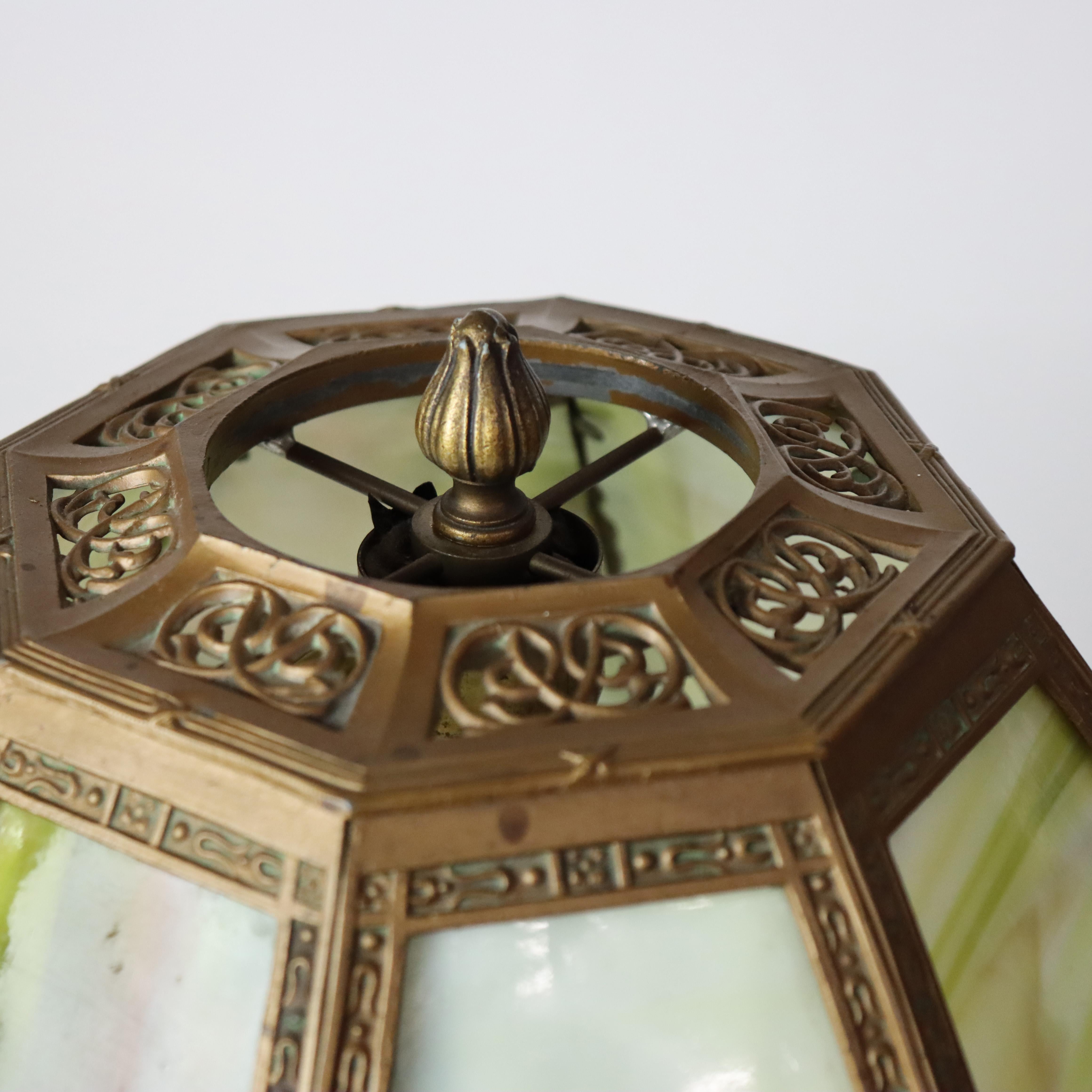Ancienne lampe de table en verre de scories de l'école Bradley & Hubbard Arts & Crafts c1920 en vente 5