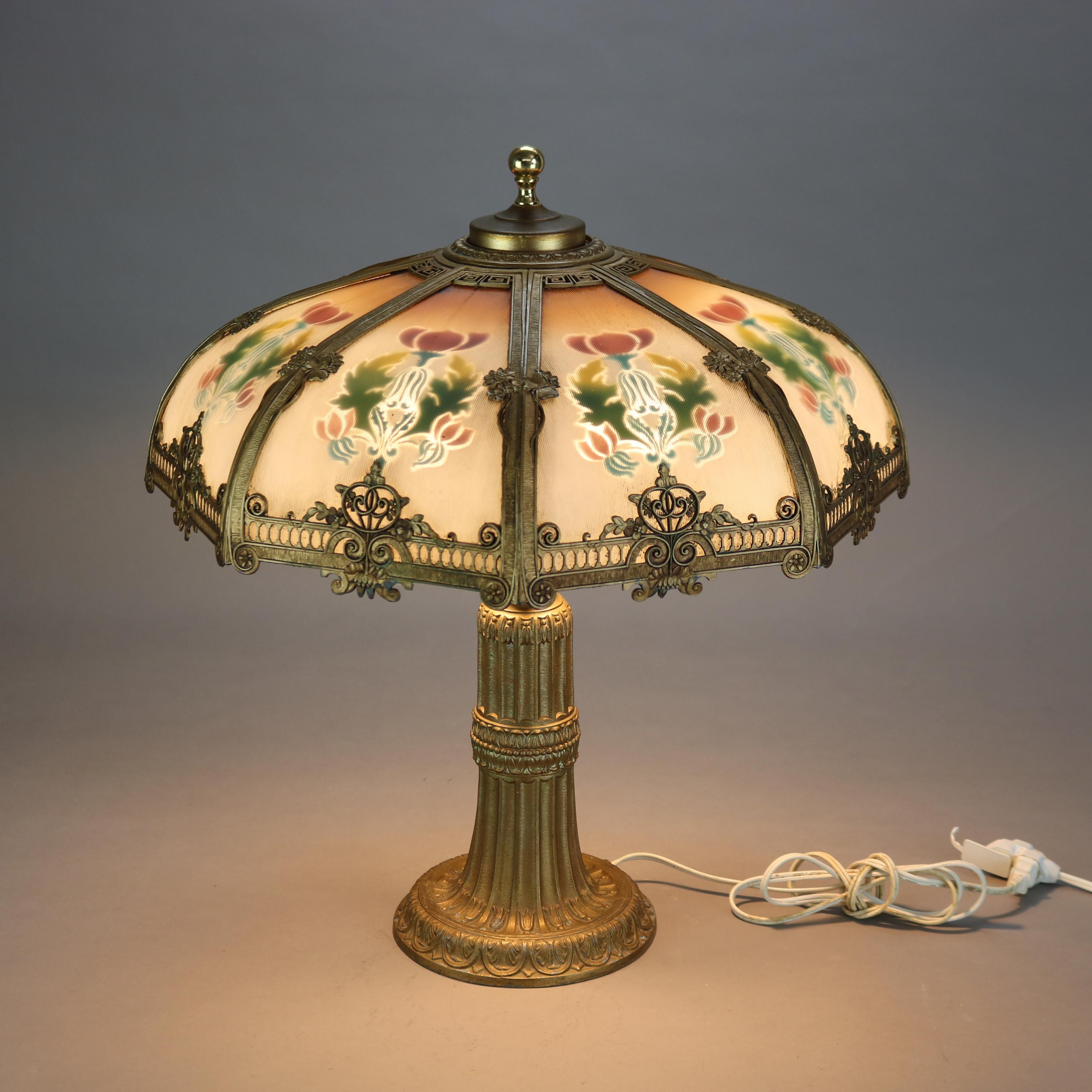 Dipinto a mano Antica lampada da tavolo in bronzo dipinta al contrario della scuola Bradley & Hubbard C1920