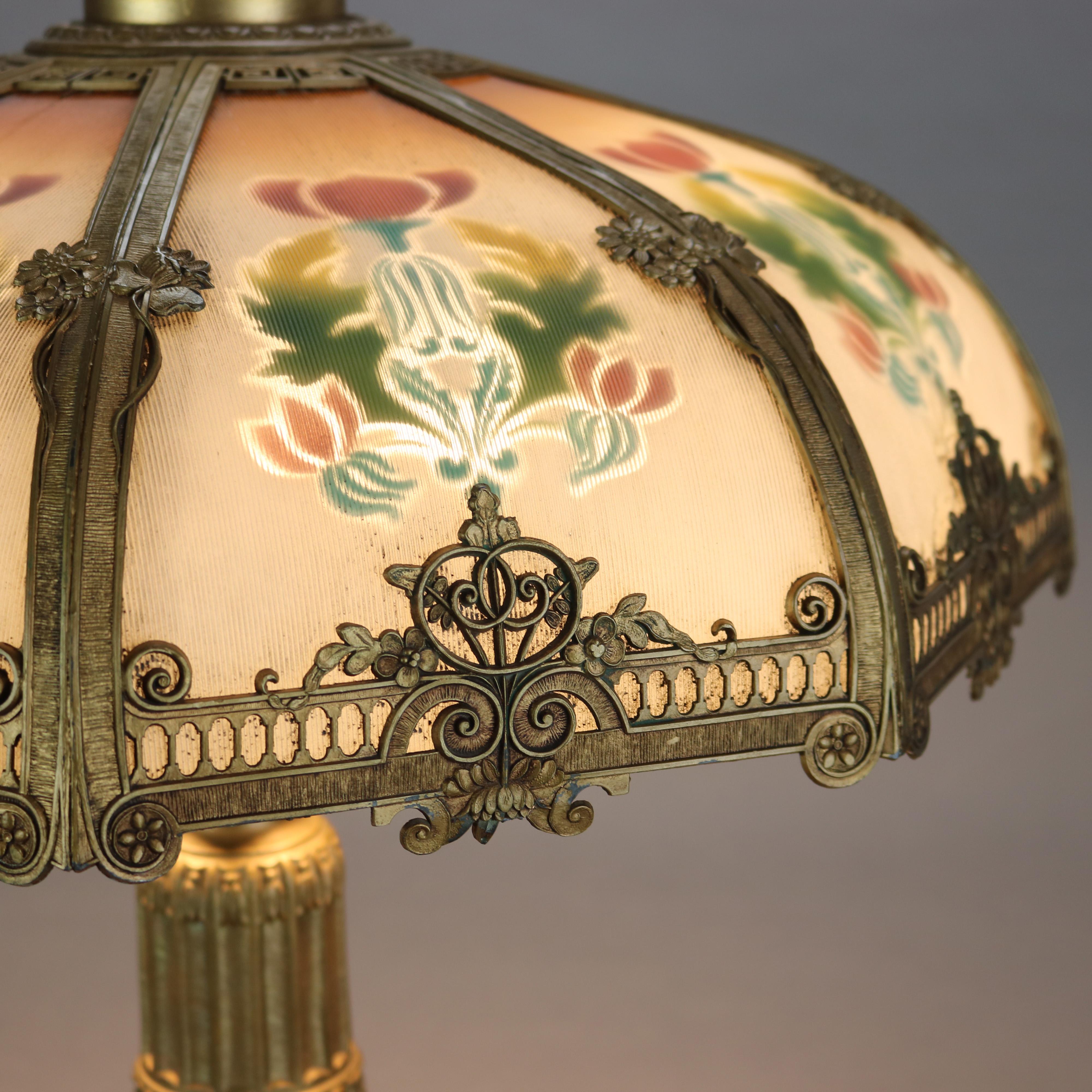 XX secolo Antica lampada da tavolo in bronzo dipinta al contrario della scuola Bradley & Hubbard C1920