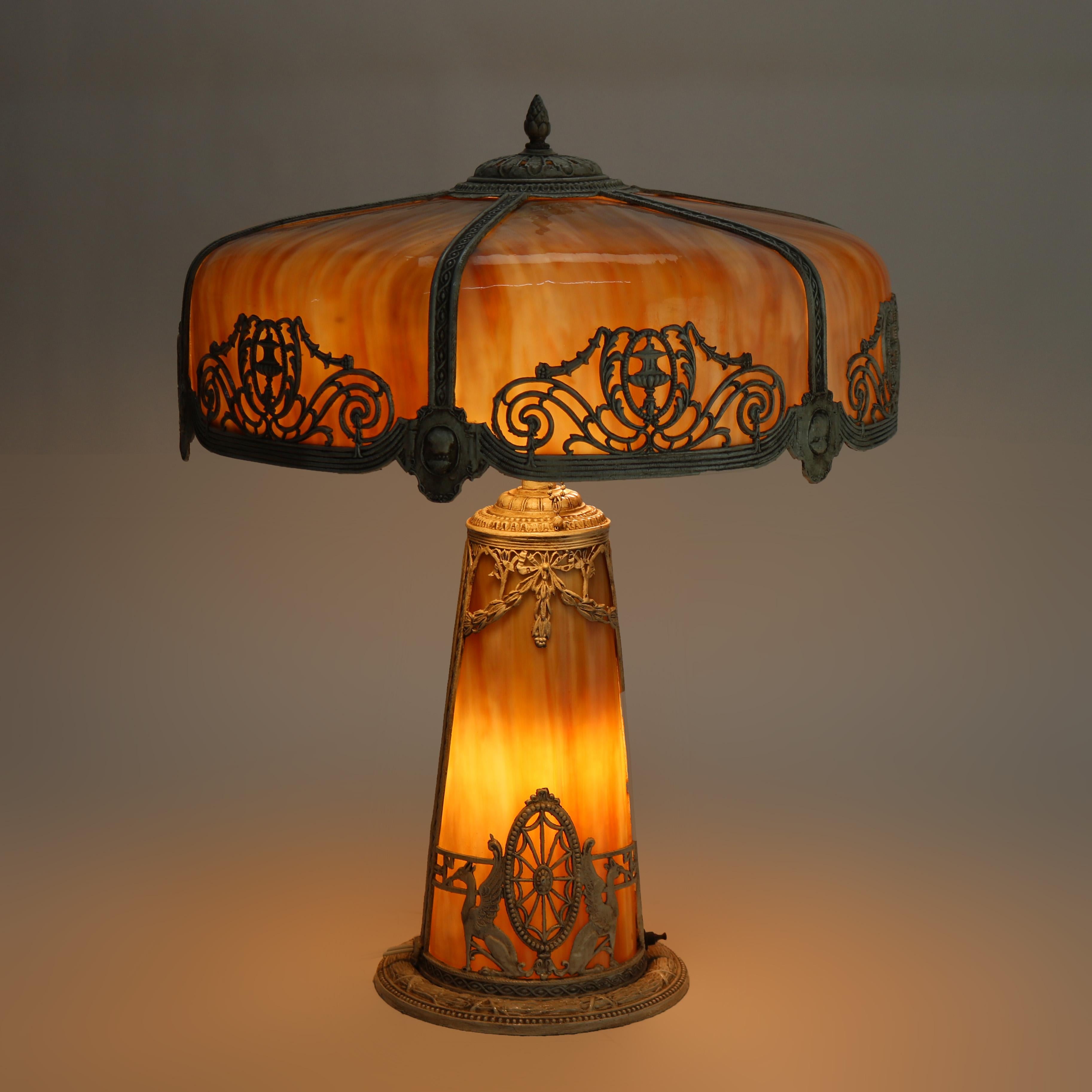 Lampada antica in vetro scoria della scuola Bradley & Hubbard a sei pannelli C1920 3