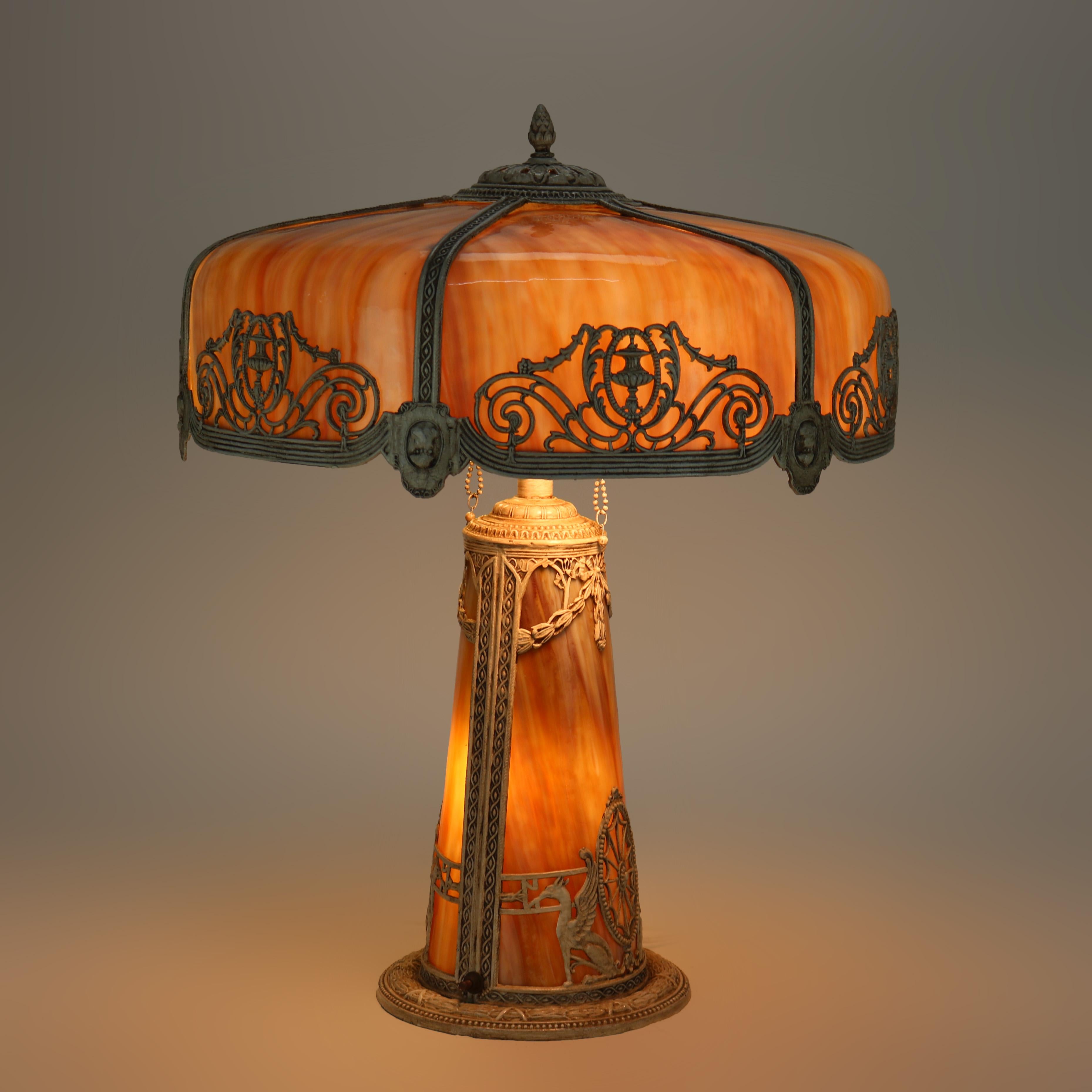 Americano Lampada antica in vetro scoria della scuola Bradley & Hubbard a sei pannelli C1920