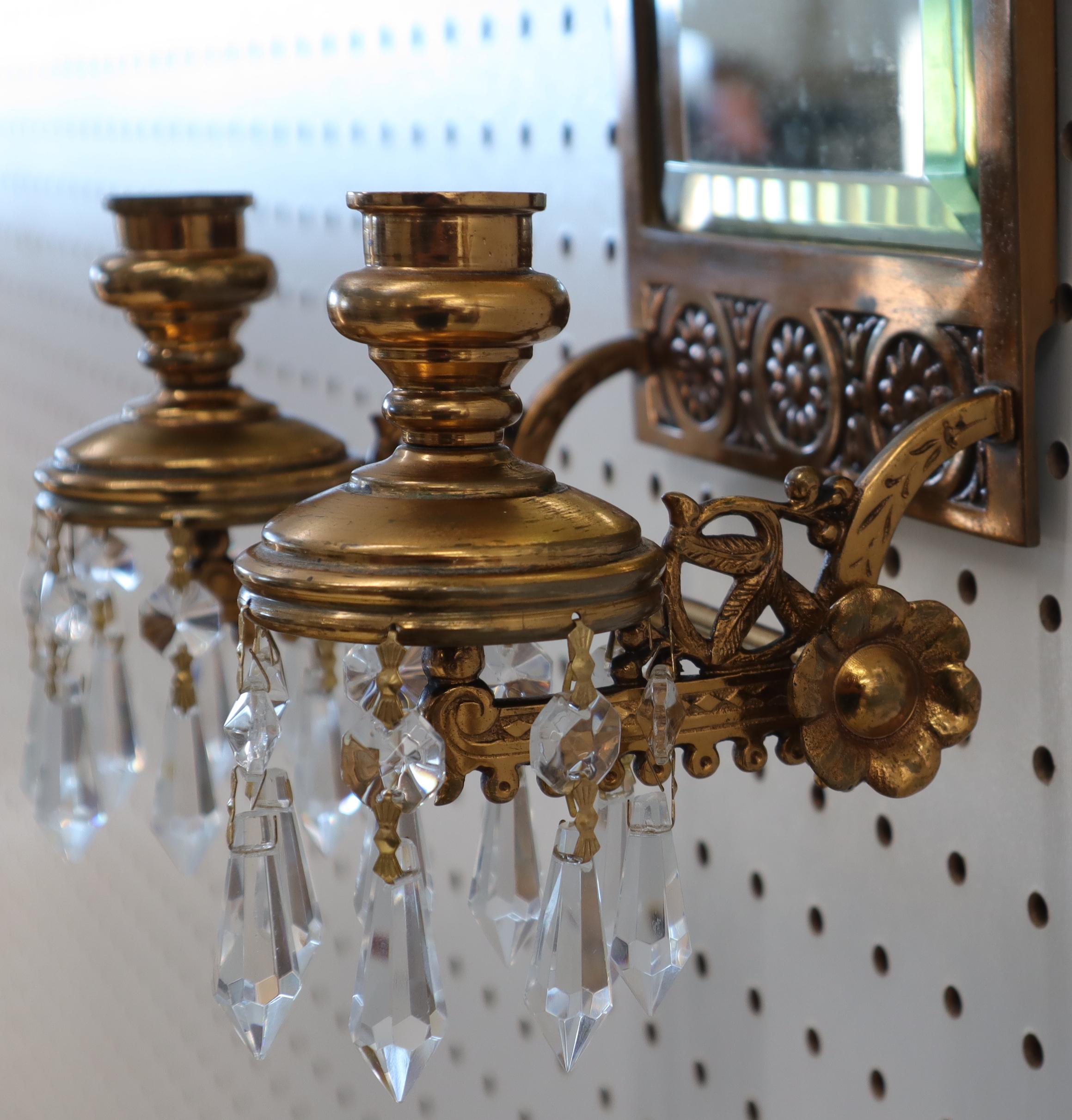Antique Brass 2 Candle Mirror Wall Sconce 16 Crystal Prisms, 1875 In Good Condition For Sale In Rockaway, NJ