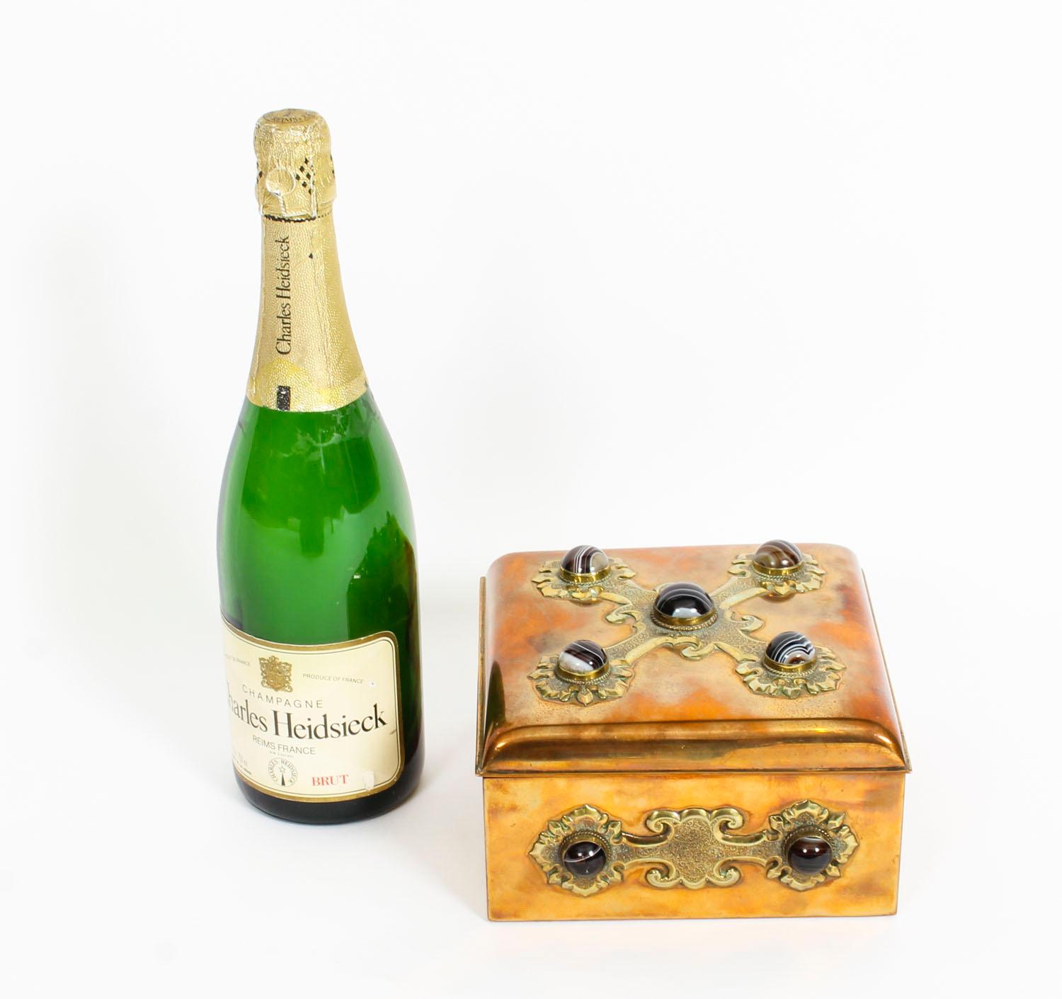 Antique Brass and Agate Gaming Box Edinburgh, 19th Century 6
