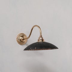 Appliques murales anciennes en laiton et verre mercuré « 19 disponibles »
