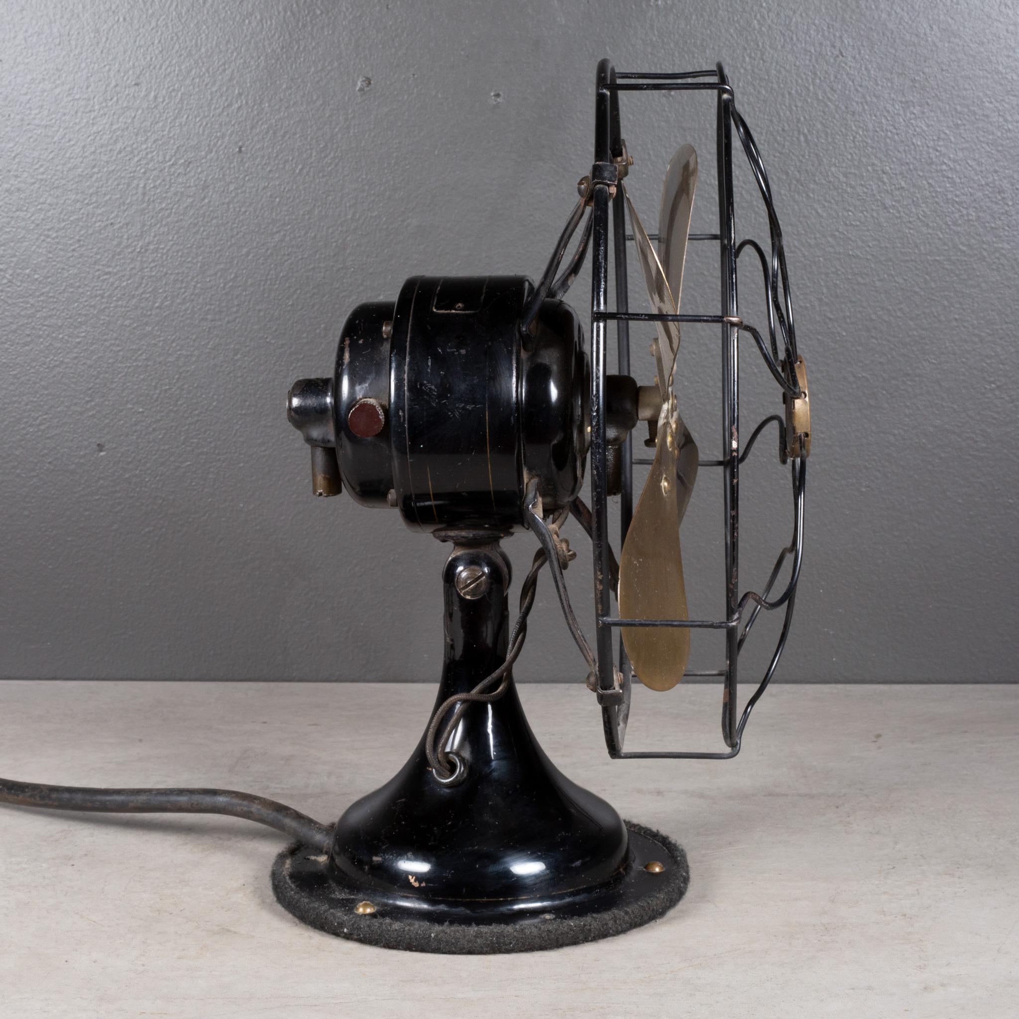 ABOUT

An original Western Electric metal fan with brass plated blades, tilting head, three power settings and original brass, front plate. High gloss black base. The wiring is good and the fan is in good working condition with quiet but powerful