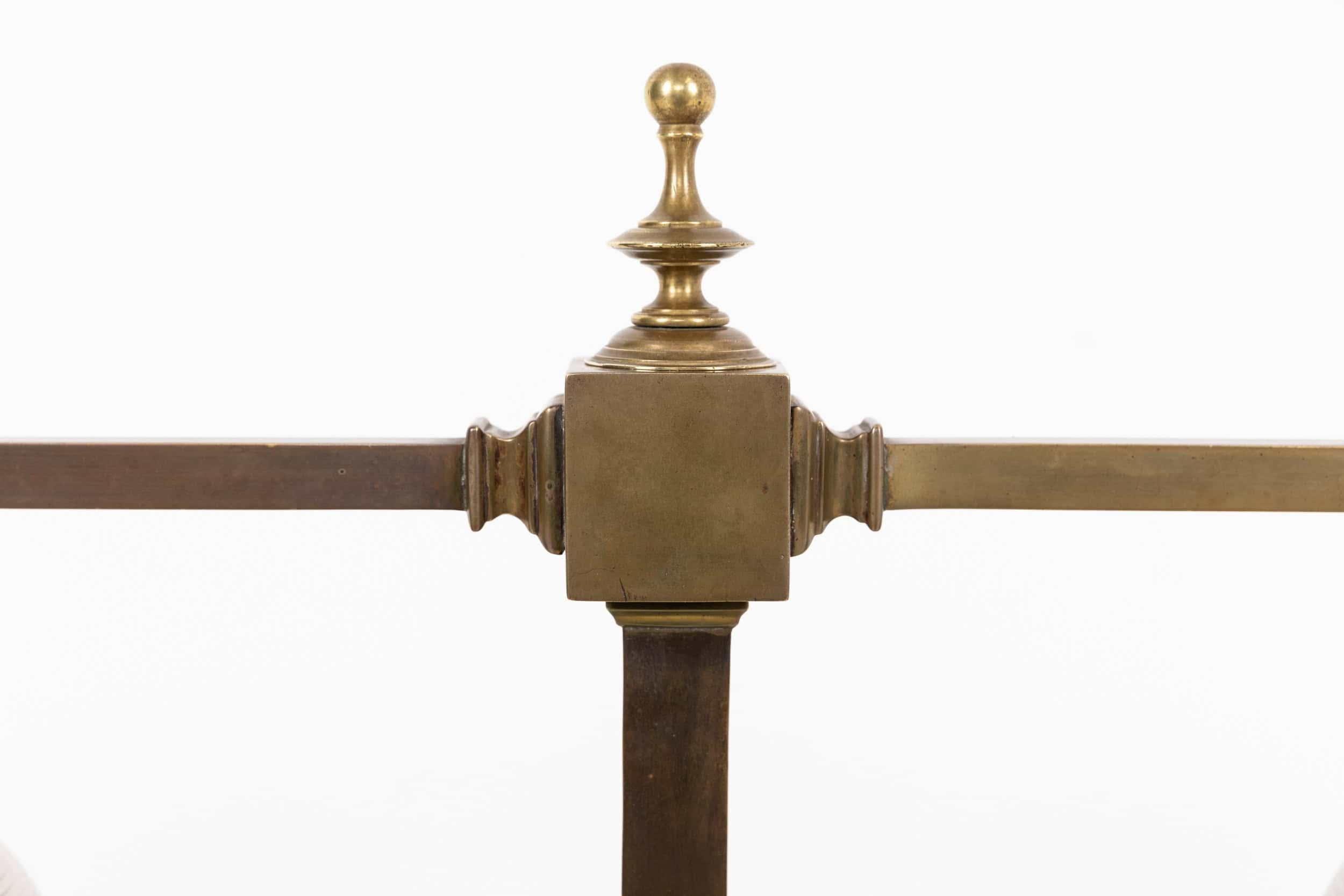 Art déco Lampe de bureau de table en laiton Art Deco GEC / verre Holophane, c.1920 en vente