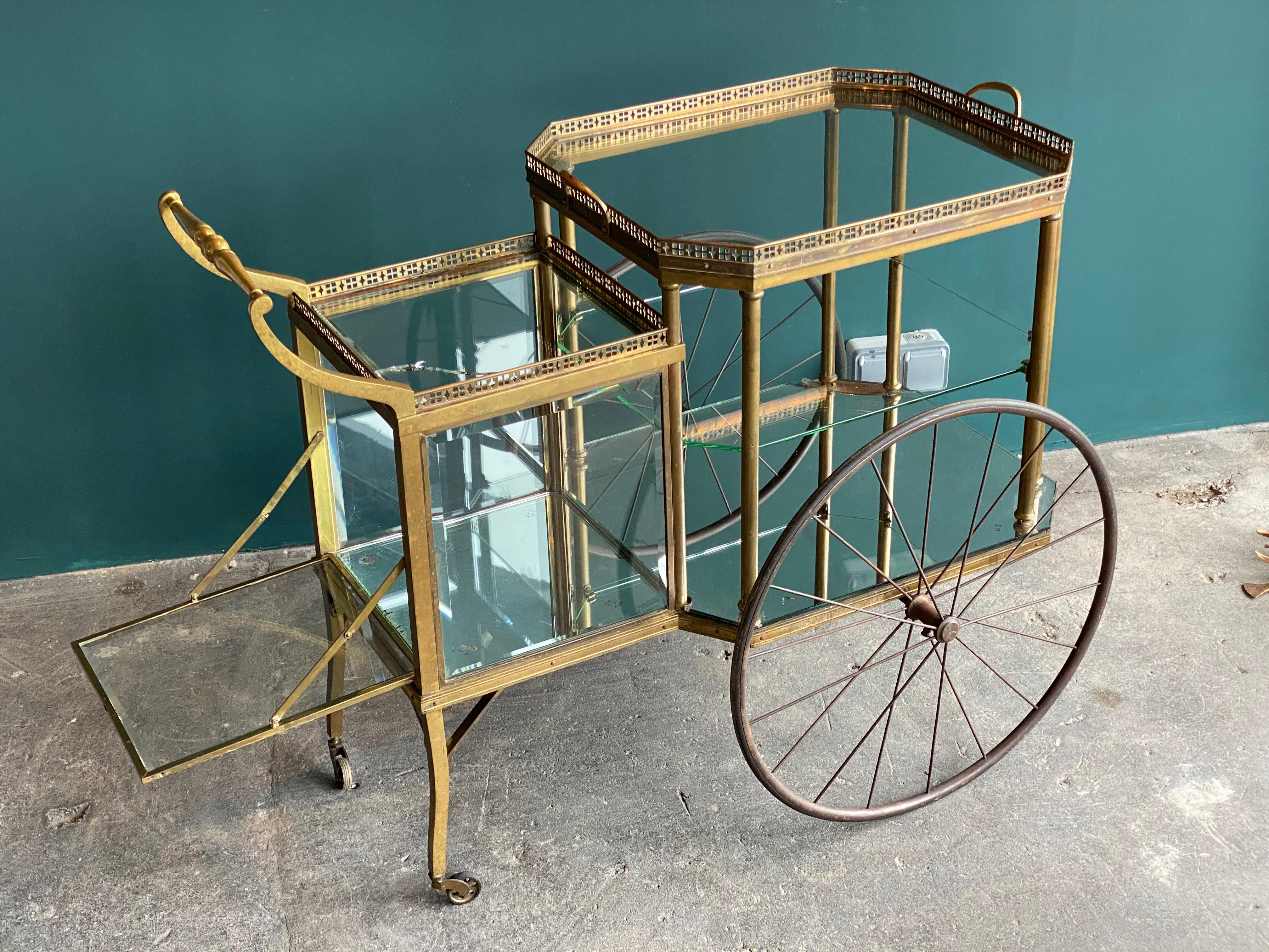 Antique Brass Bar Carriage/ Tea Trolley/ Table Trolley, Glass Case from a Castle 7