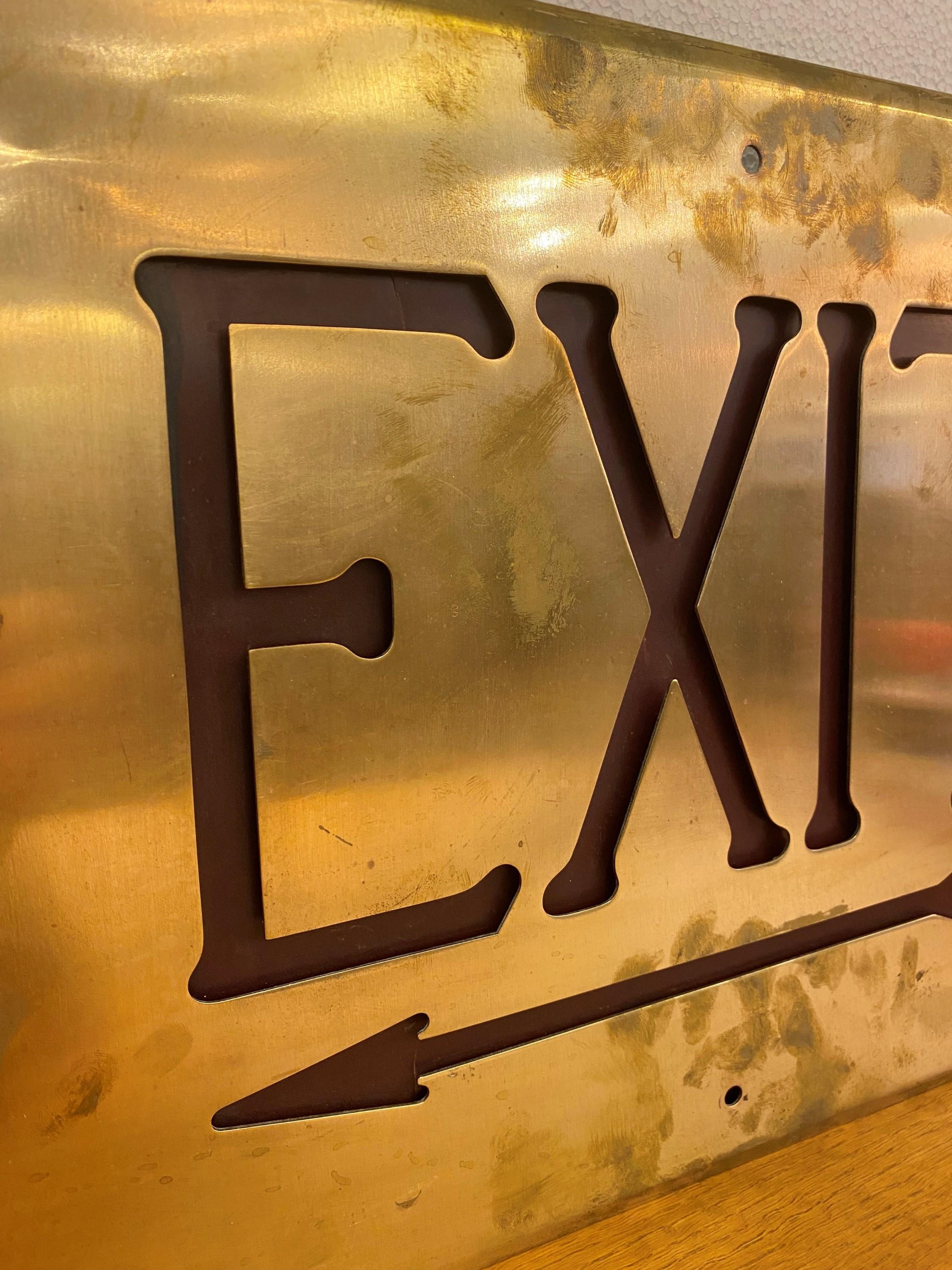 Antique Brass Beveled Border Exit Faceplate Sign In Good Condition For Sale In New York, NY