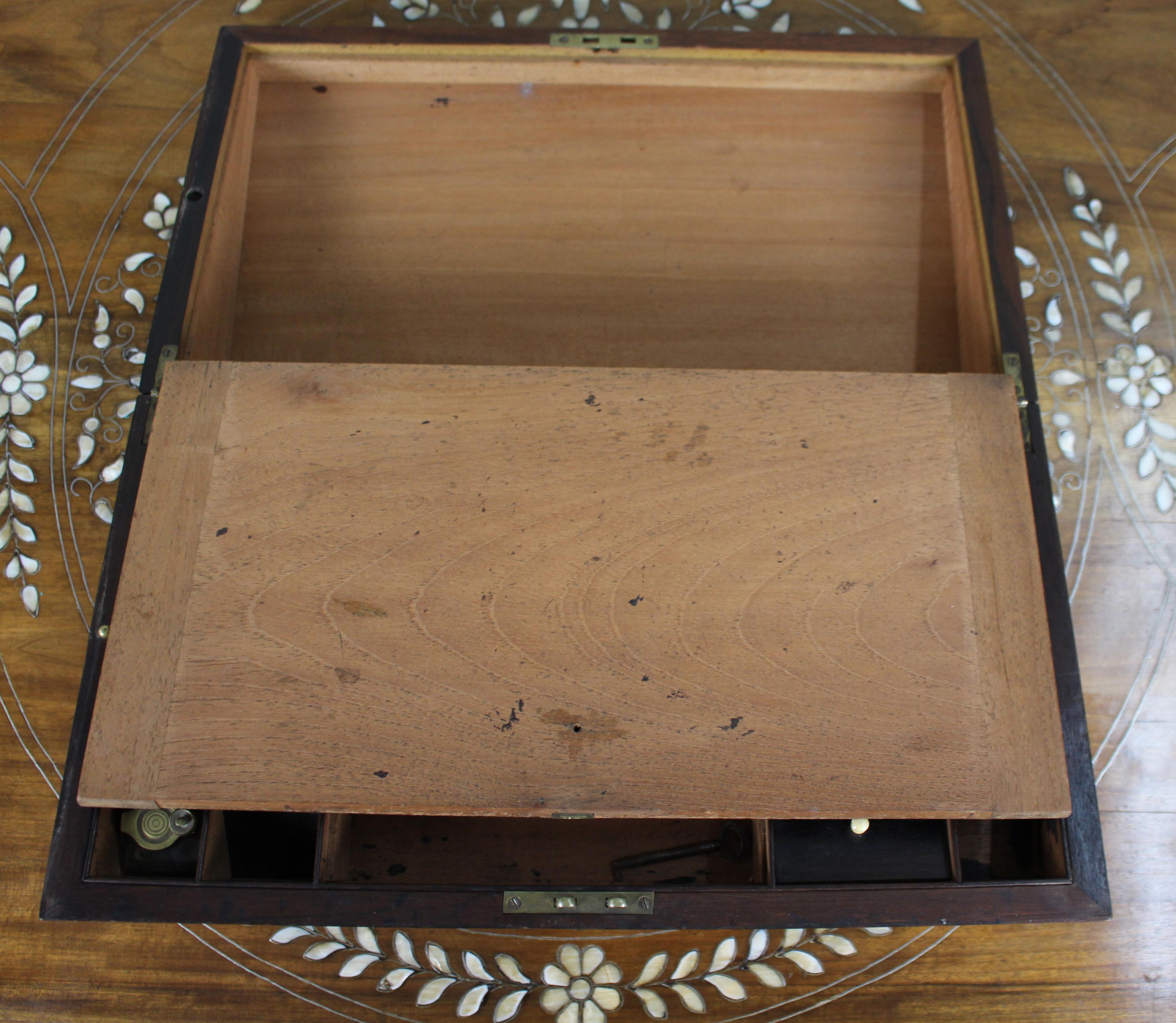 Antique Brass-Bound Rosewood Writing Slope, c.1850 For Sale 7