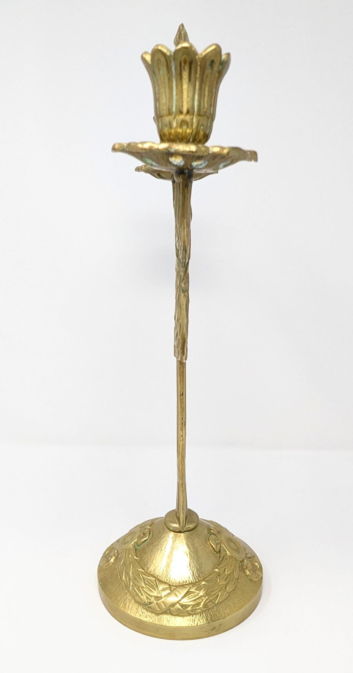 Antique Brass Candelabra Two Arm Candlestick w/ Classical Ribbon & Wreath Design In Good Condition For Sale In Greer, SC