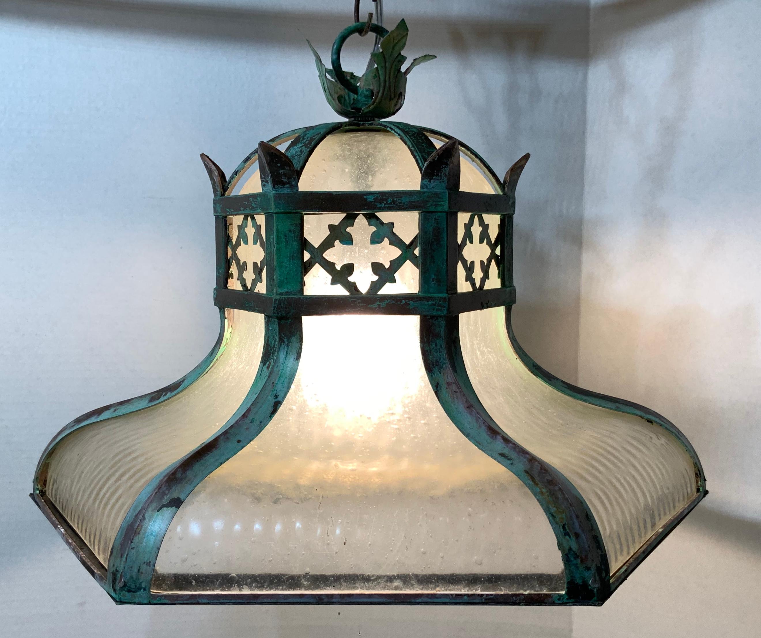 Early 20th Century Antique Brass Chandelier For Sale