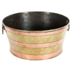 Antiguo enfriador de vino de latón y cobre de principios del siglo XIX