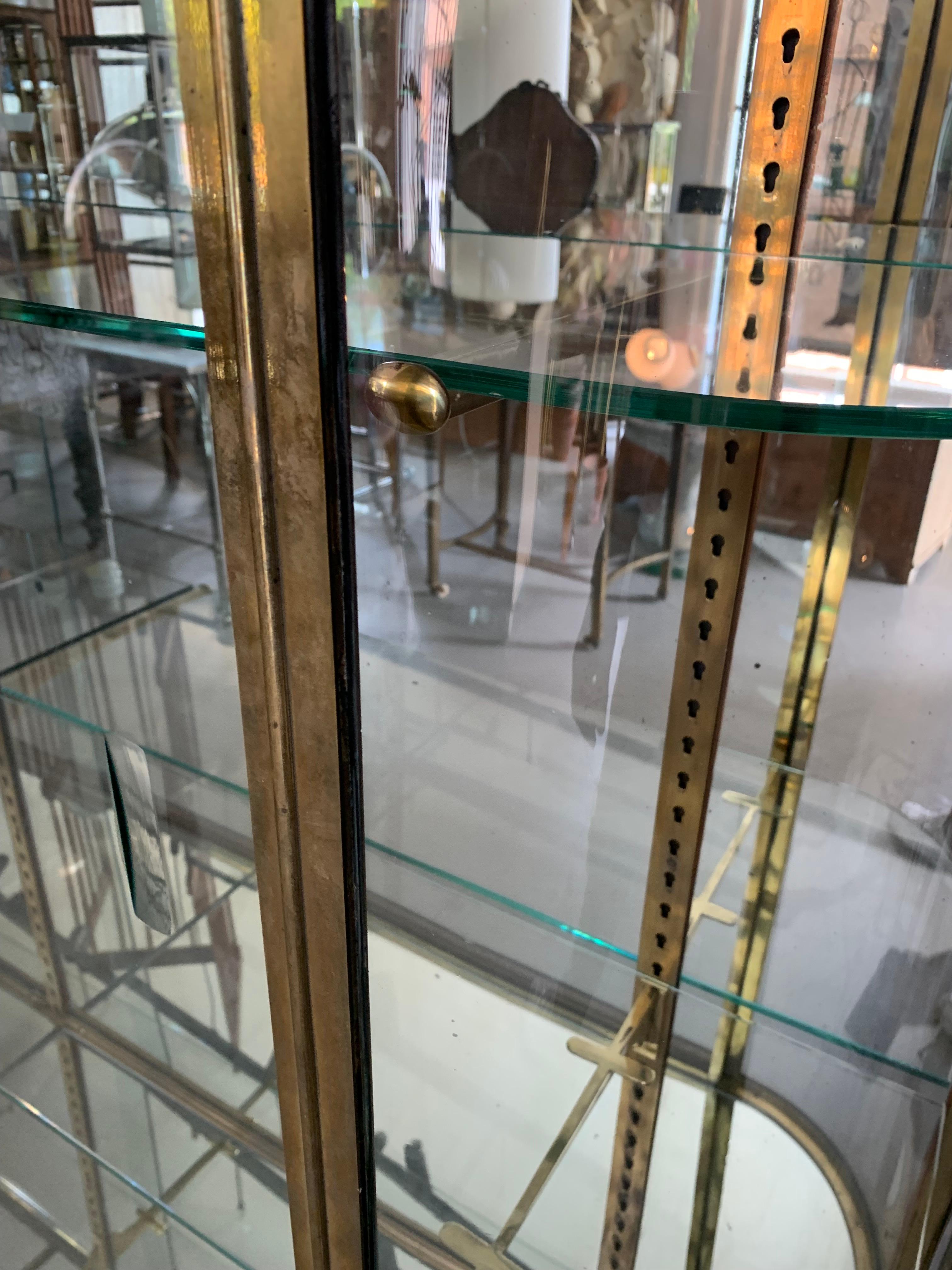 Vitrina de latón antiguo - Vitrine 5