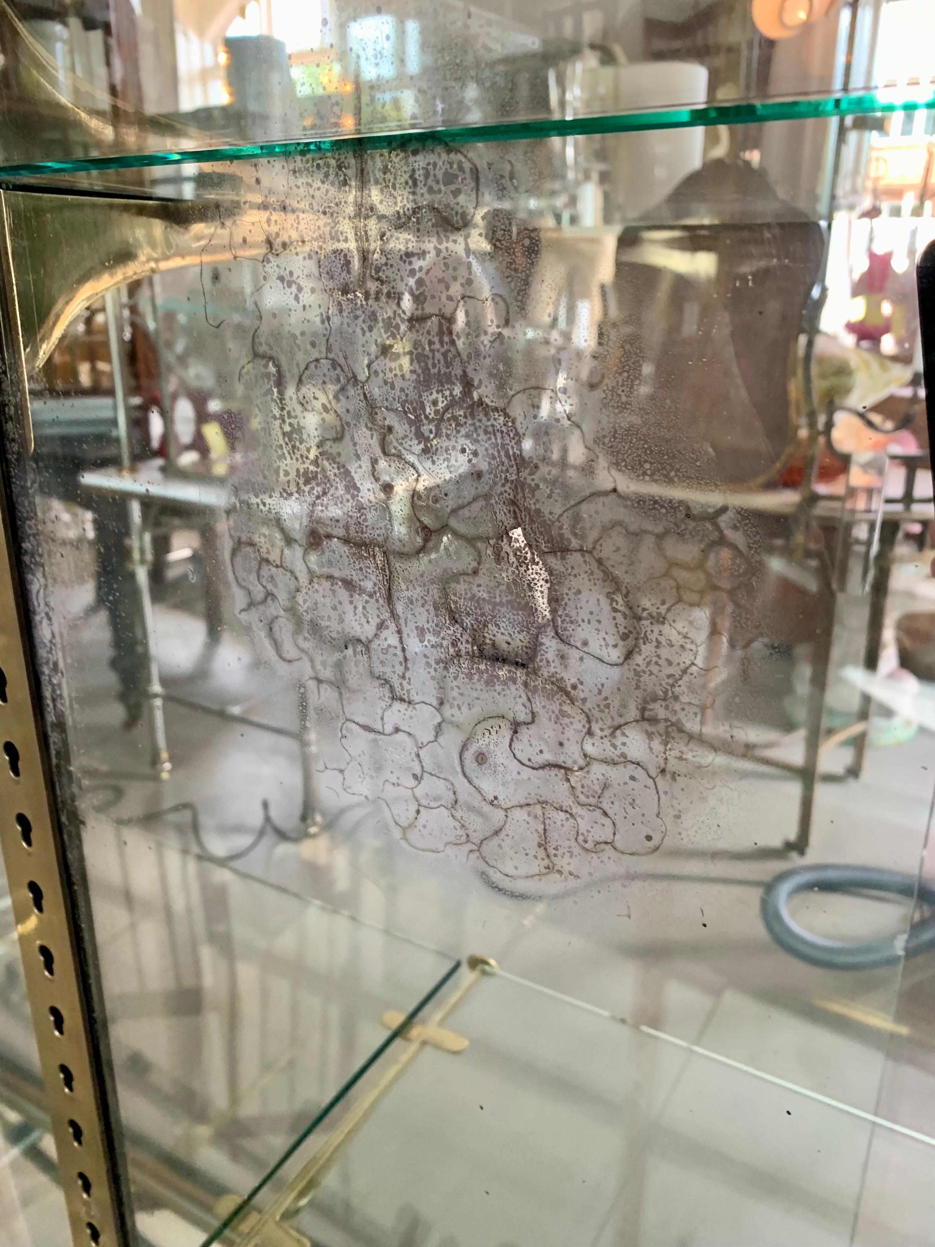 Vitrina de latón antiguo - Vitrine 12