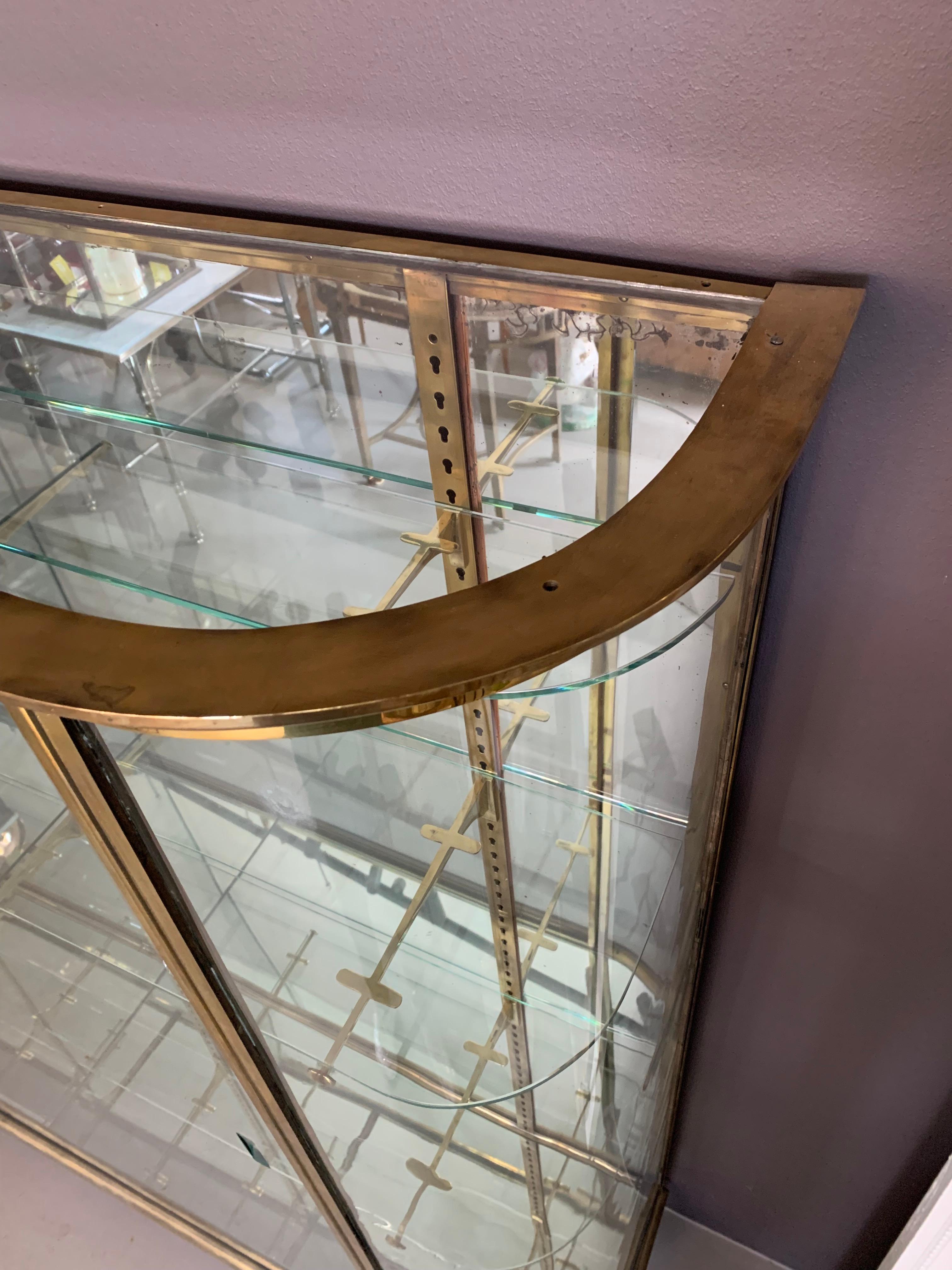Vitrina de latón antiguo - Vitrine 2