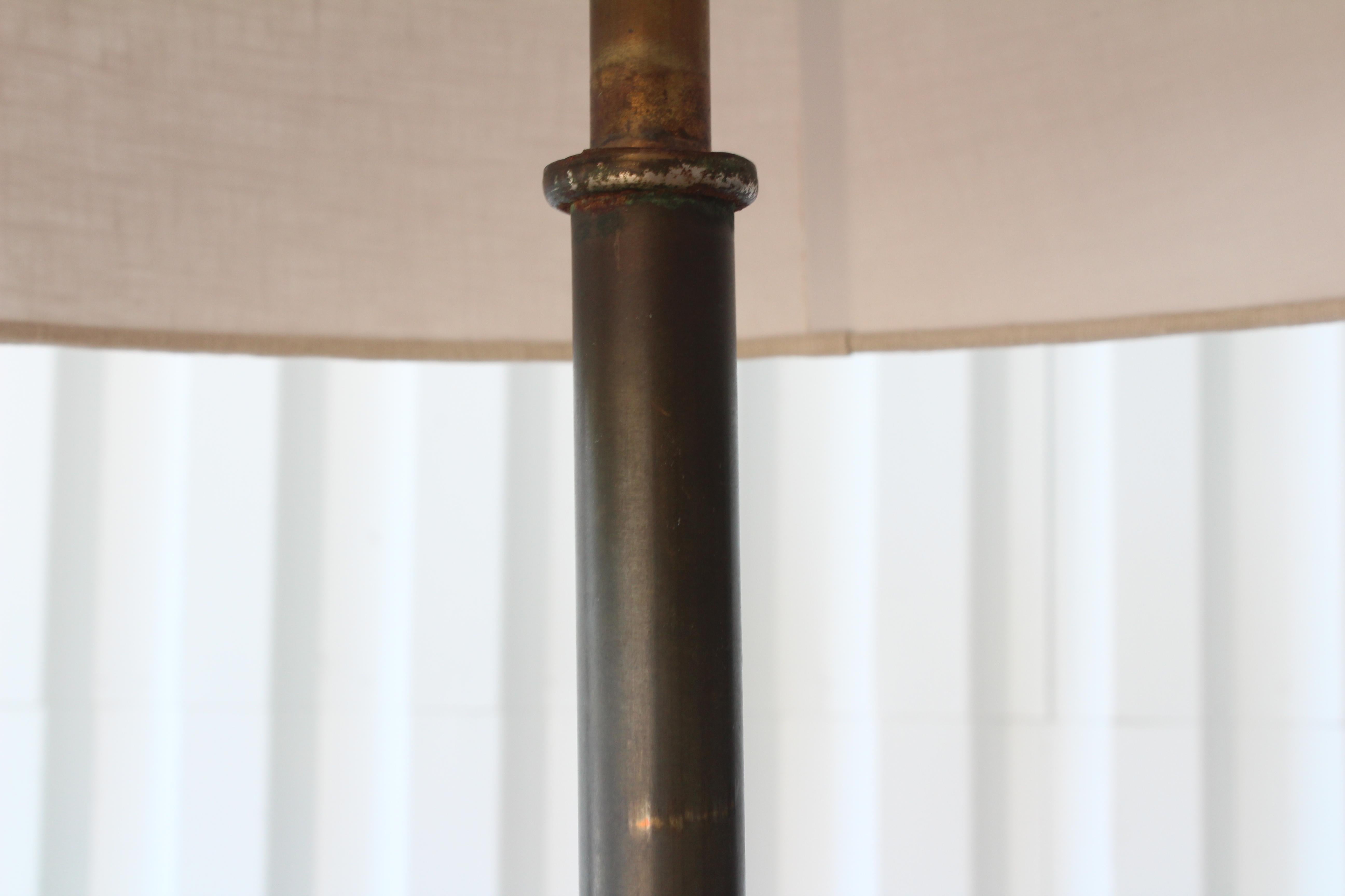 Antique Brass Floor Lamp, USA, 1940s In Good Condition In Los Angeles, CA