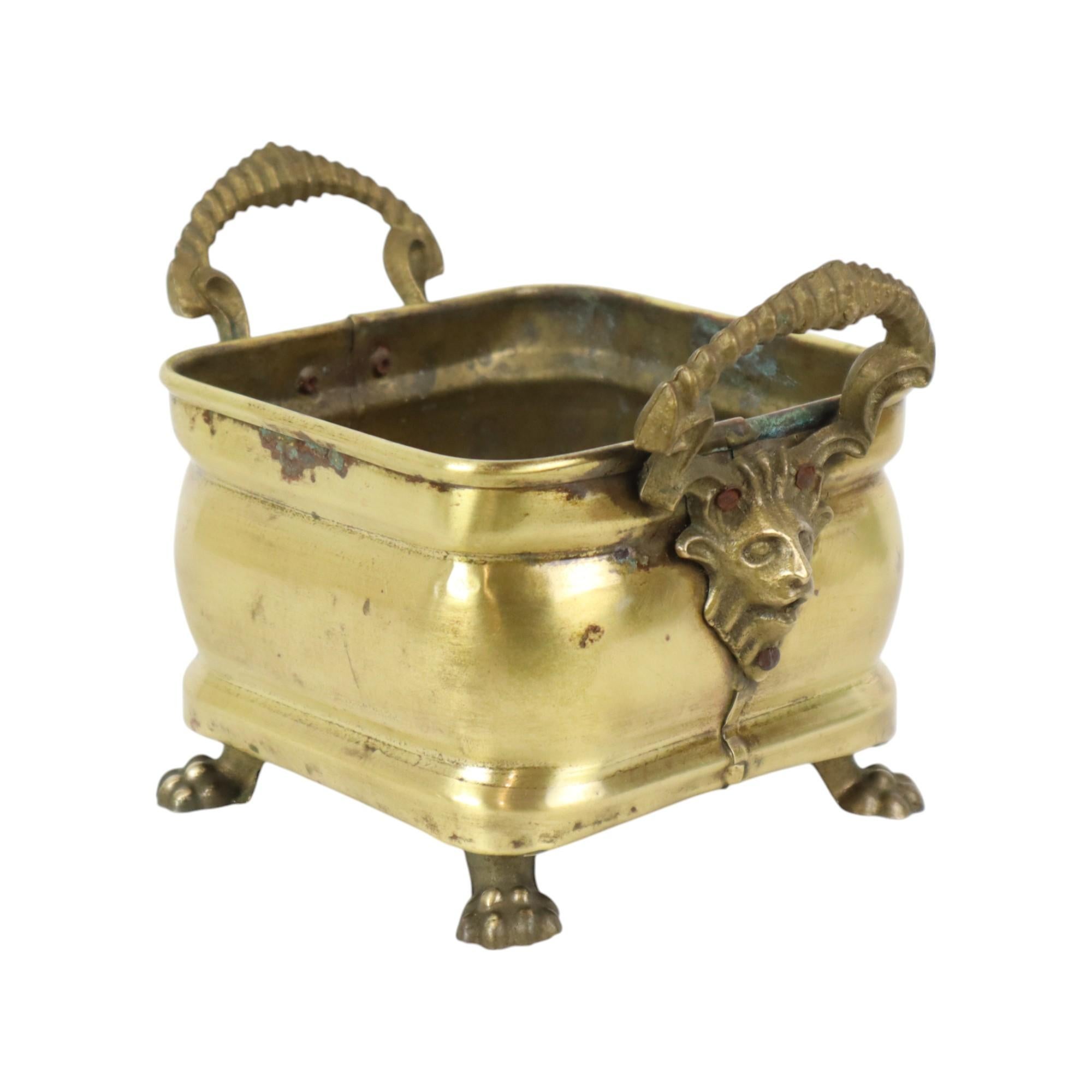 Antique Brass Flower Box Claw Legs Lion Heads 19th Century 3