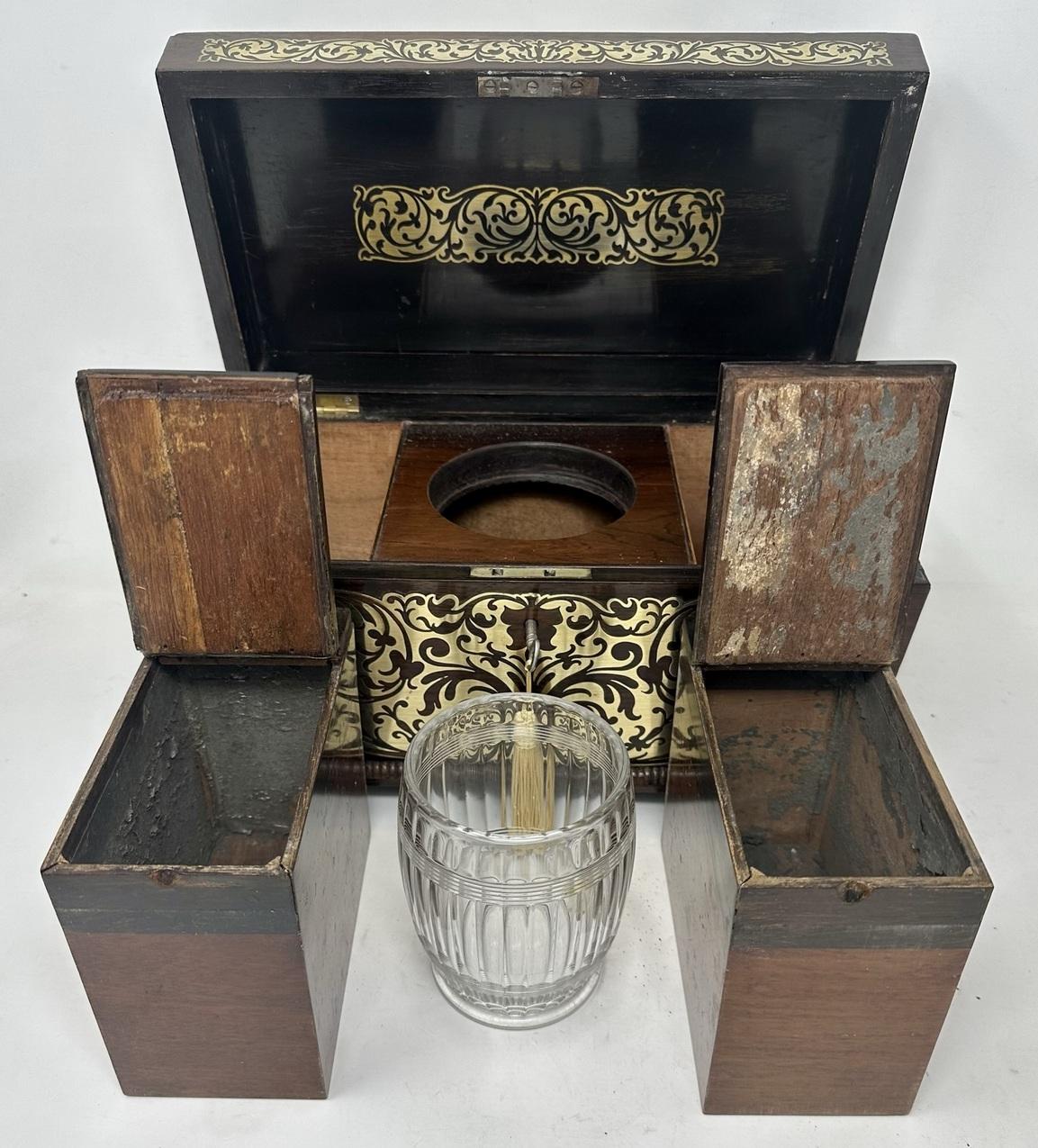 Antike englische Teedose aus Mahagoni mit Messingintarsien im Regency-Stil von Gillows Lancaster im Angebot 3