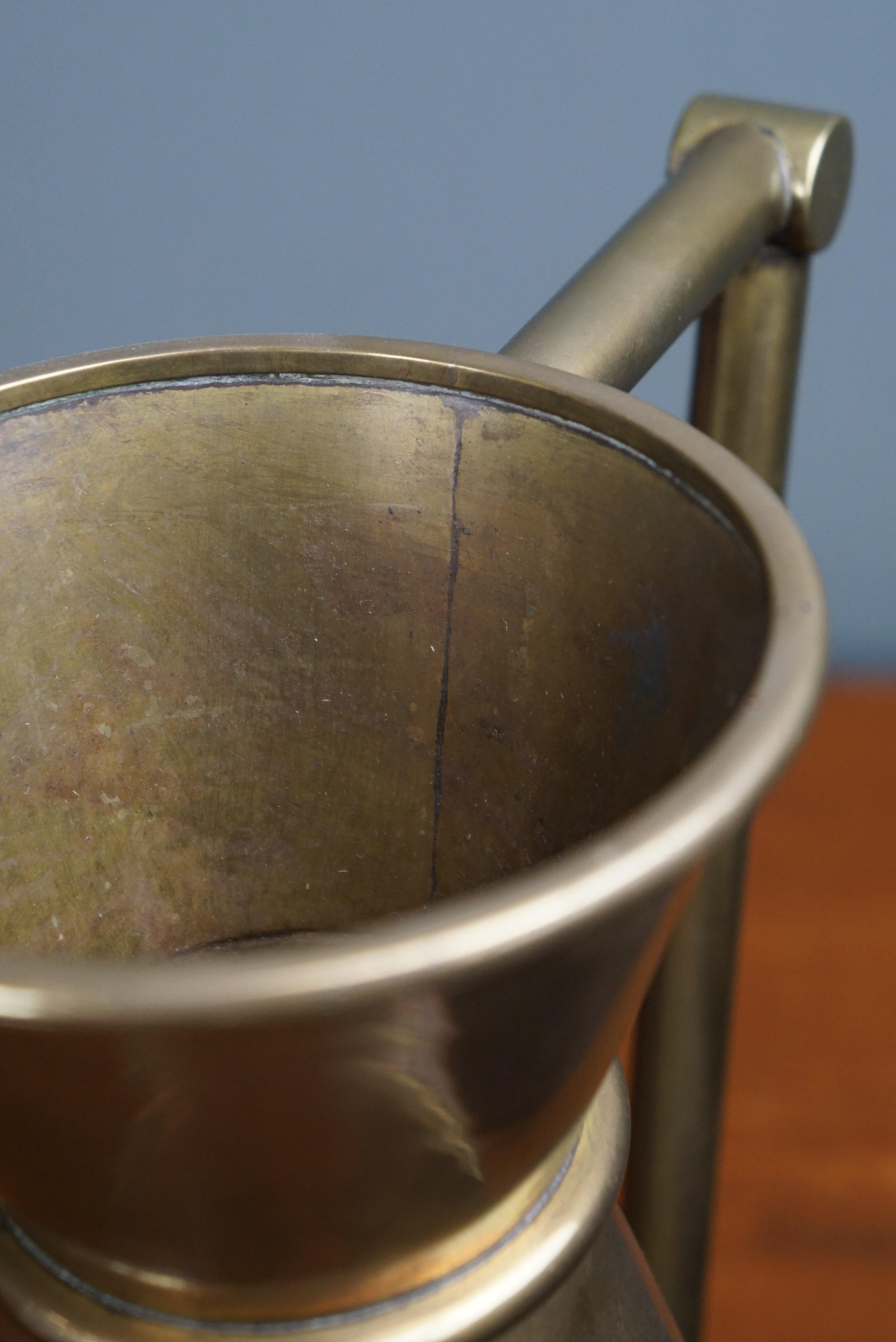 English Antique brass jug by Jones & Willis For Sale