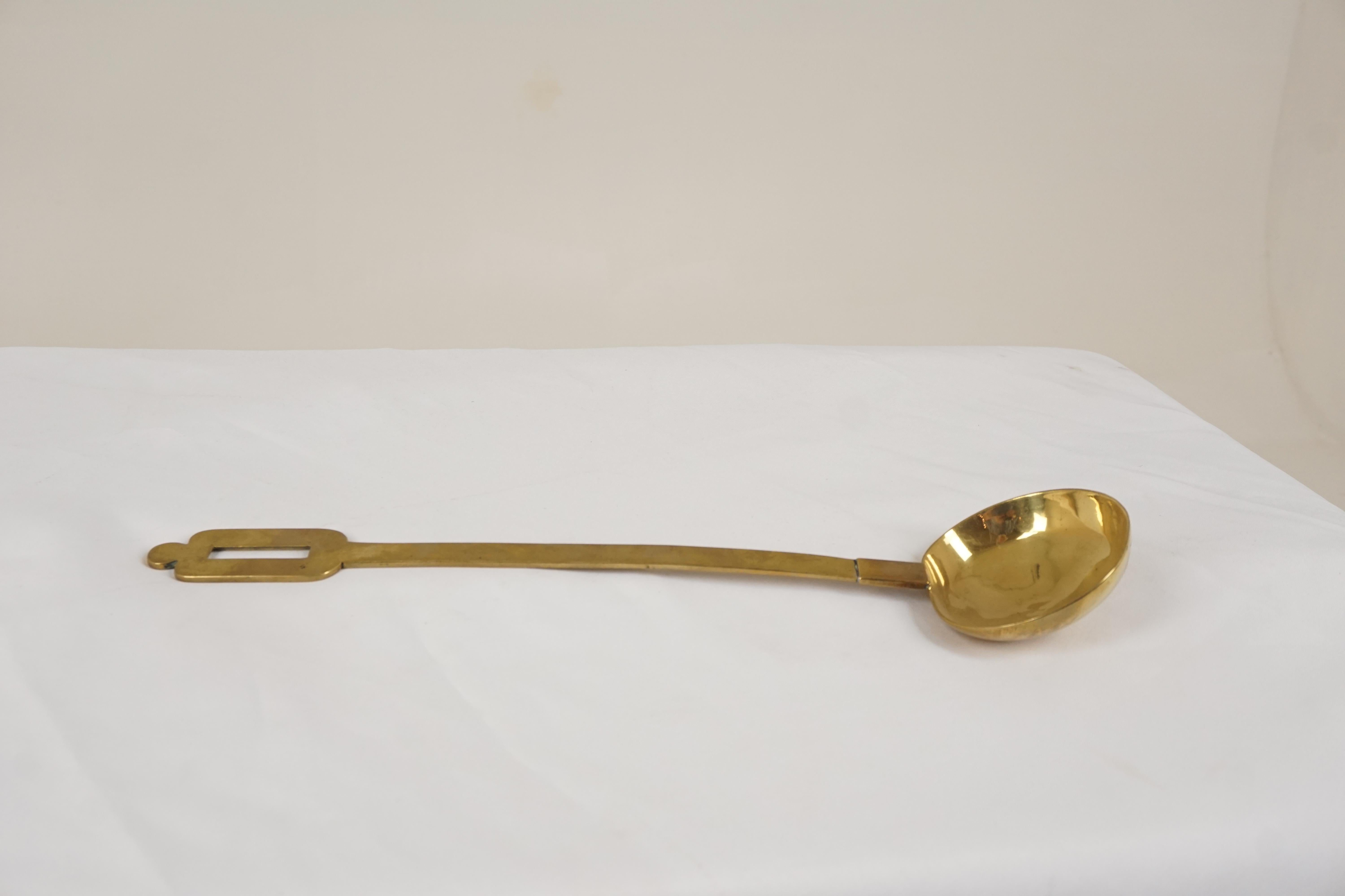 Antique brass ladle, Victorian, country house kitchen, Scotland 1880, B78y

Scotland 1880
Victorian brass country house kitchen ladle
Constructed in heavy gauge sheet brass and copper rivets
With nicely pierced 