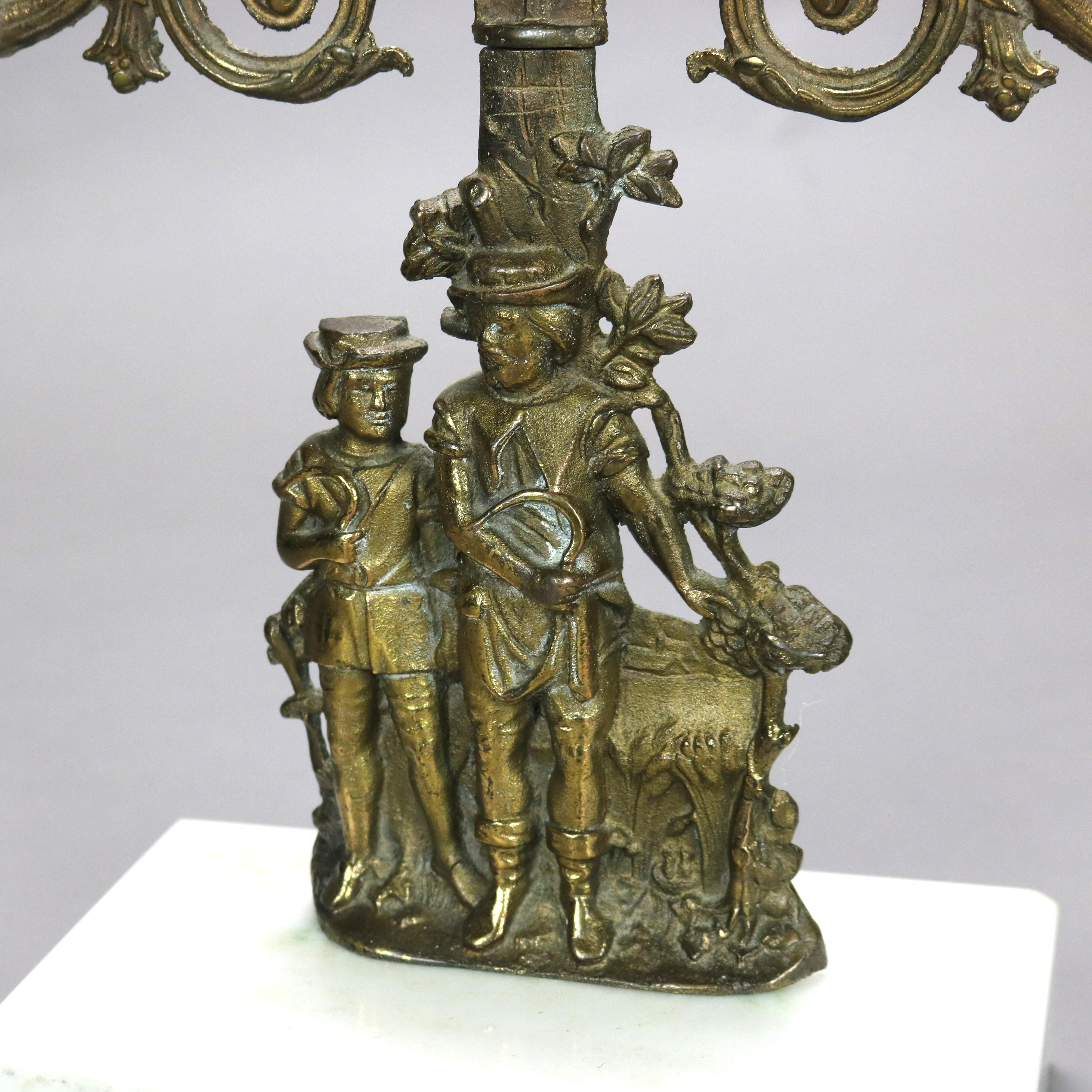 XIXe siècle Candélabre Girandole antique en laiton et marbre avec figures C1890 en vente