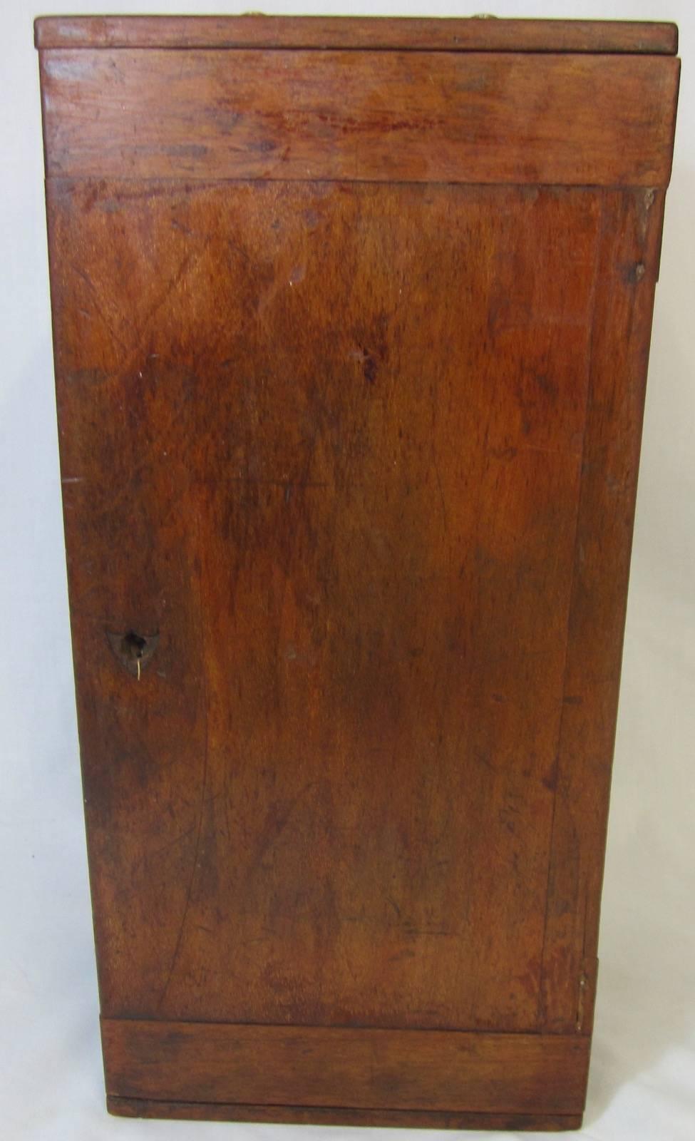 Anglais Microscope en laiton antique
