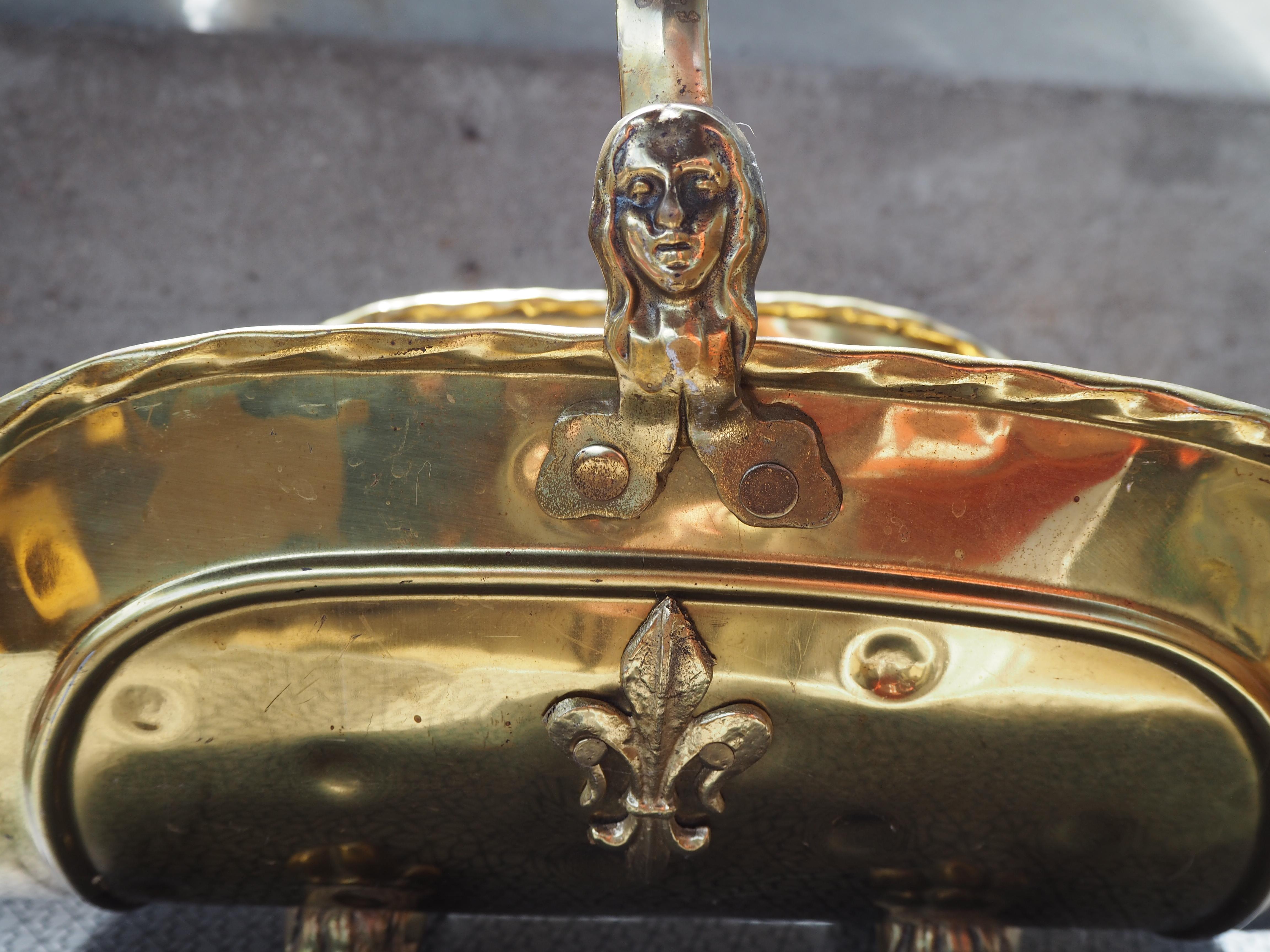Porte-journaux ancien en laiton, Europe, années 1920 en vente 4