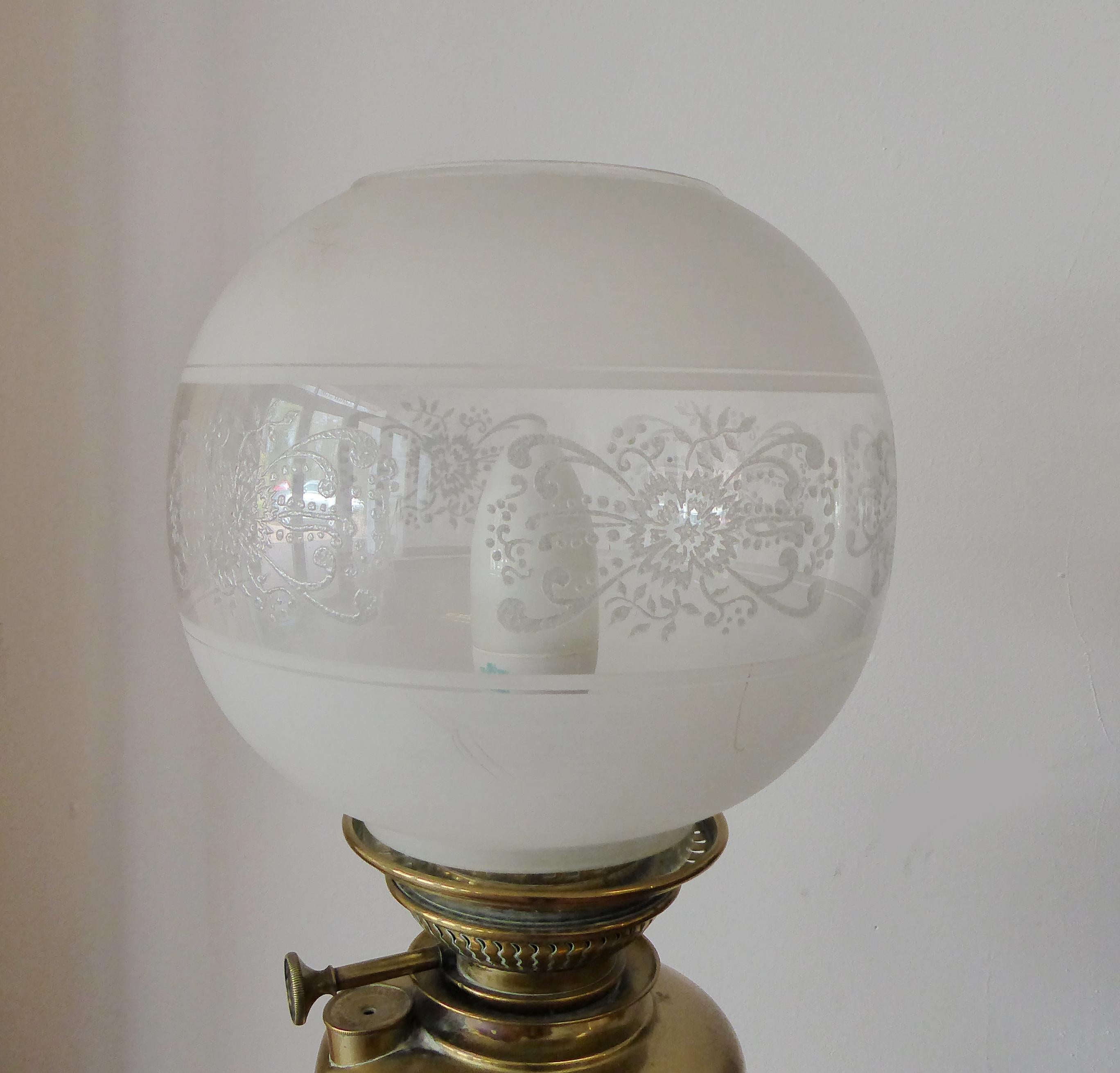 Antique Brass Paraffin Lamp Converted to Electric For Sale 4