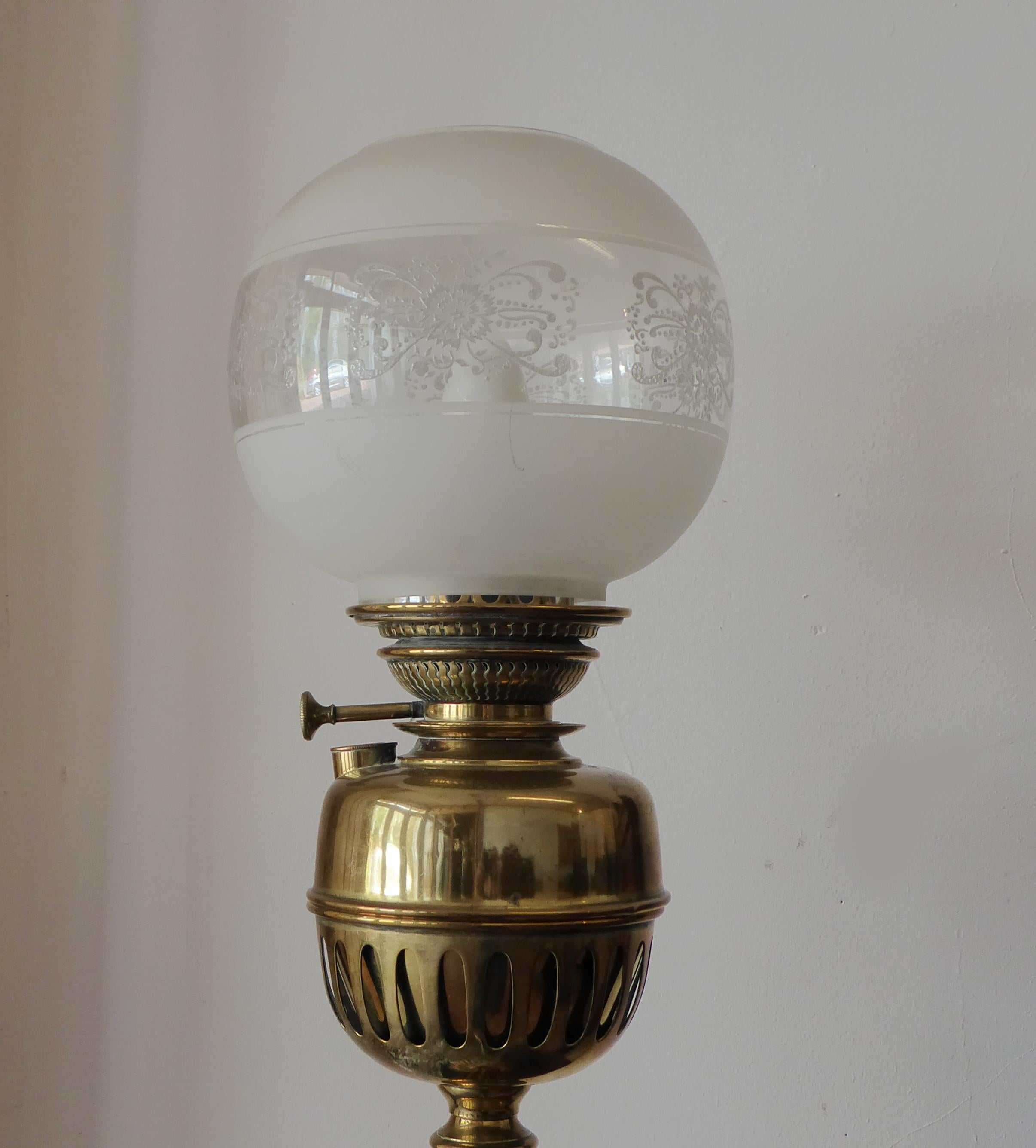 Antique Brass Paraffin Lamp Converted to Electric For Sale 6
