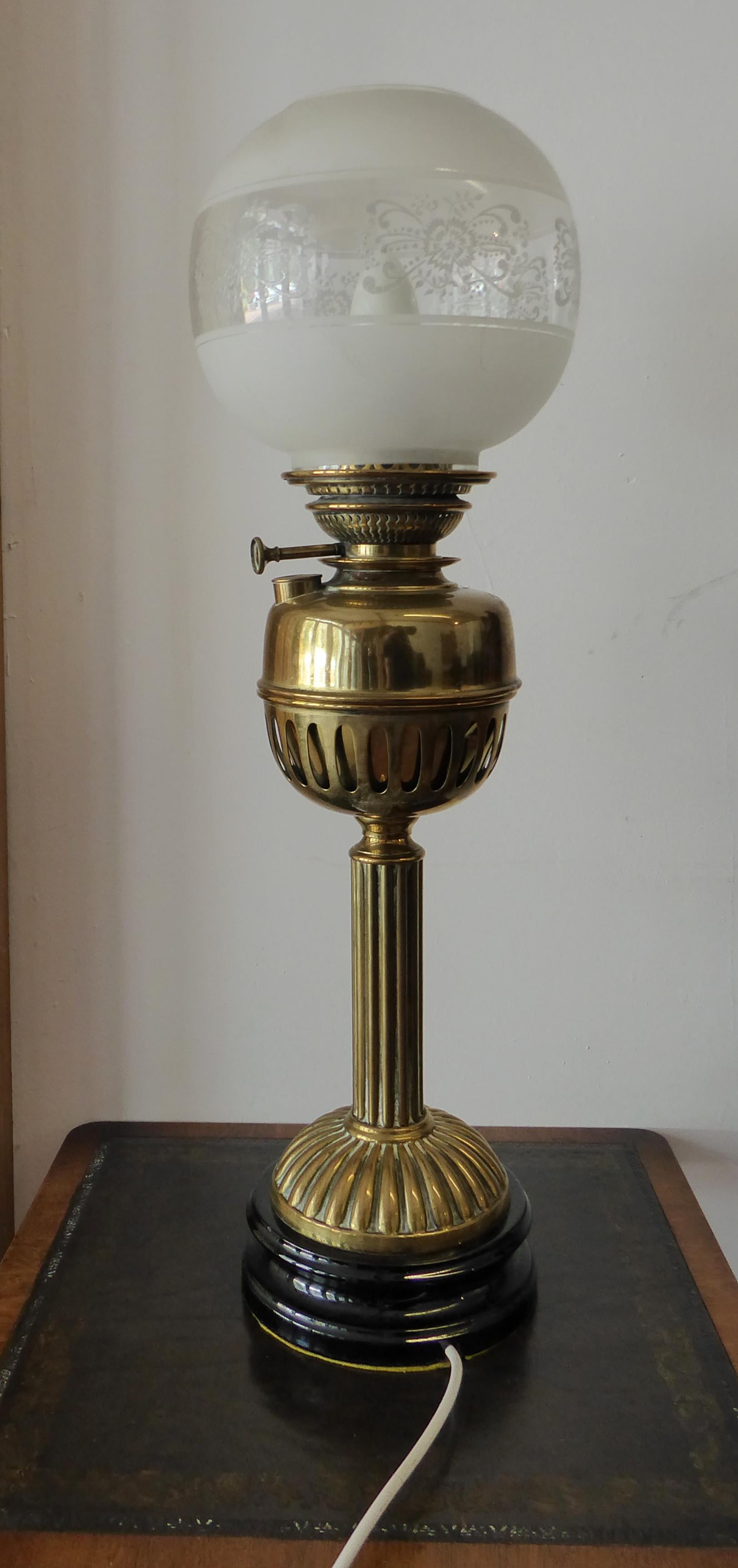 Antique Brass Paraffin Lamp Converted to Electric For Sale 3